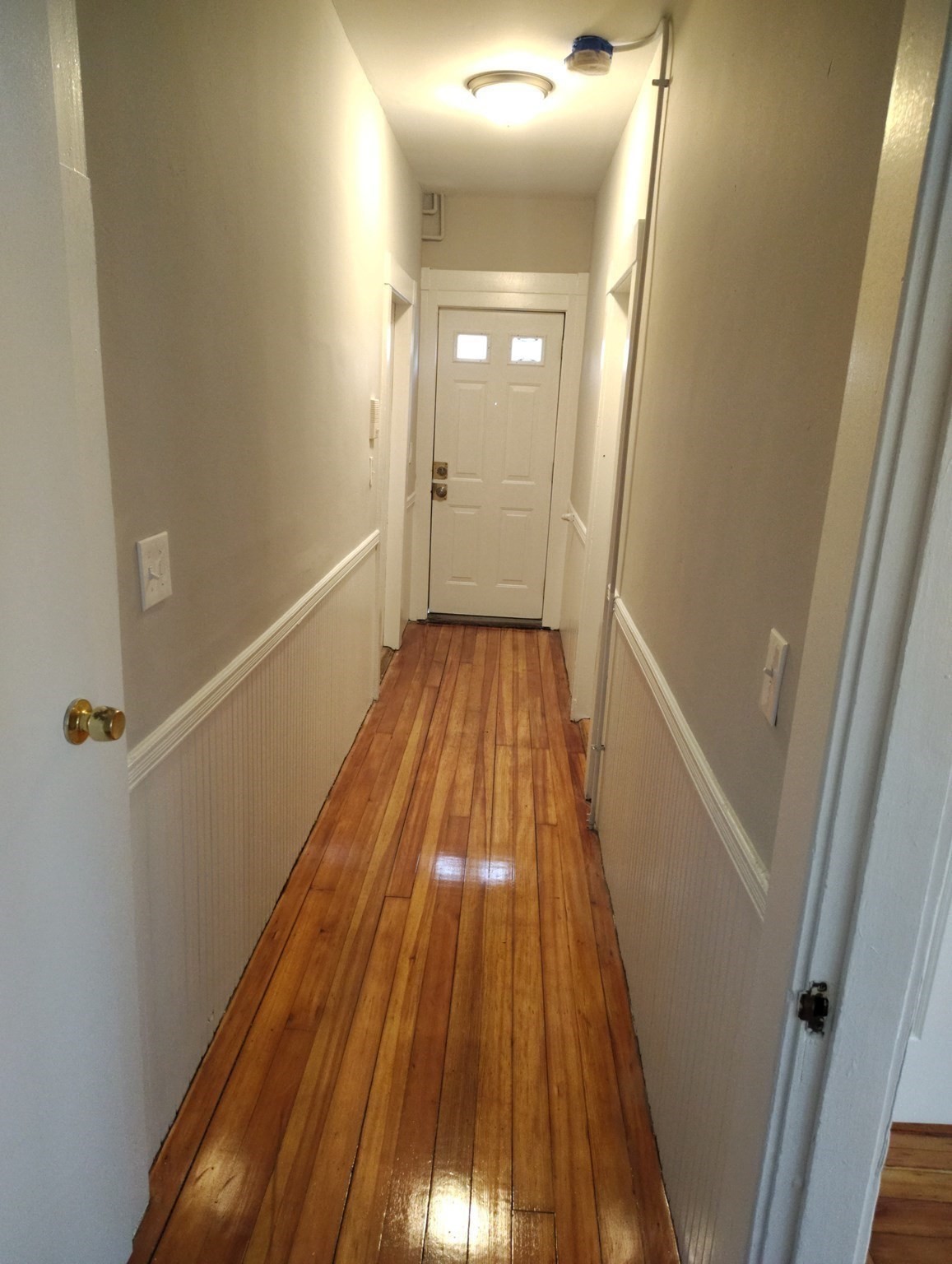 781 Lawrence St, Lowell, MA 01852 - Image 12