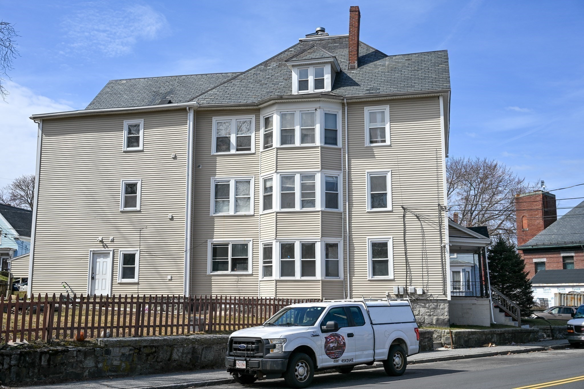 781 Lawrence St, Lowell, MA 01852 - Image 3