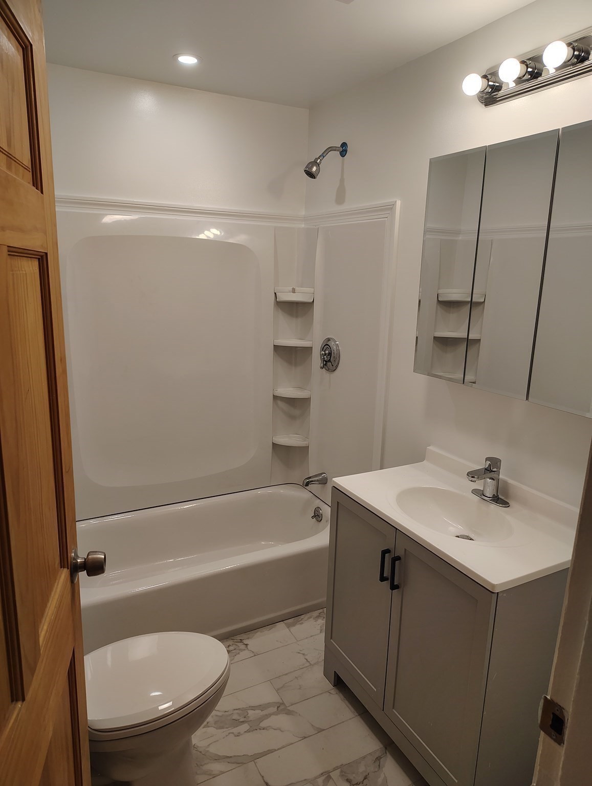 781 Lawrence St, Lowell, MA 01852 - Image 8