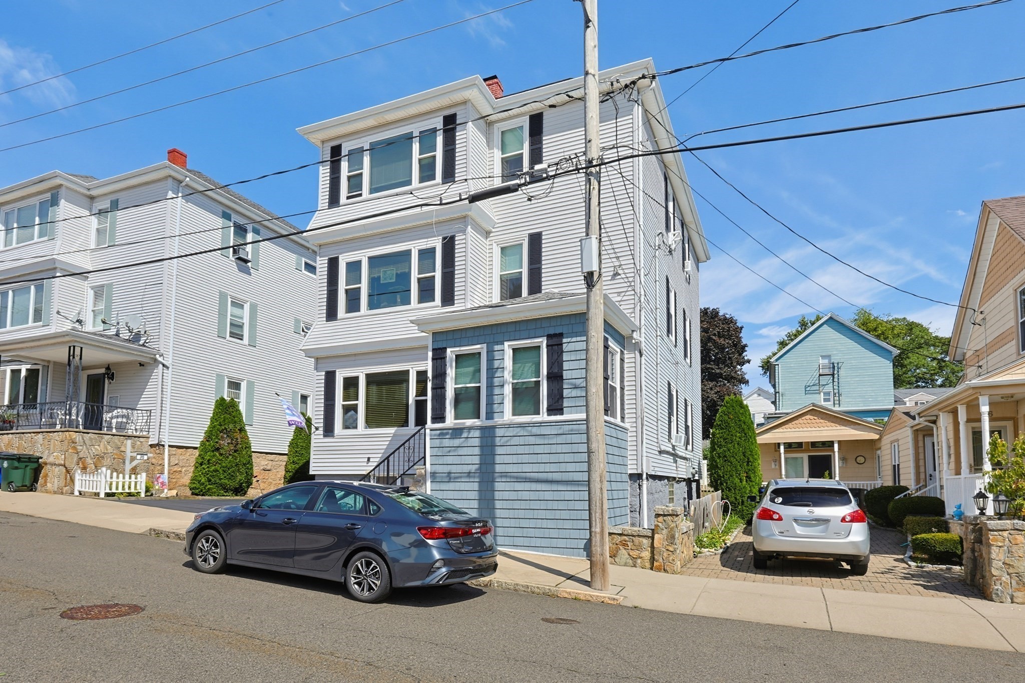 88 Arizona St, Fall River, MA 02723