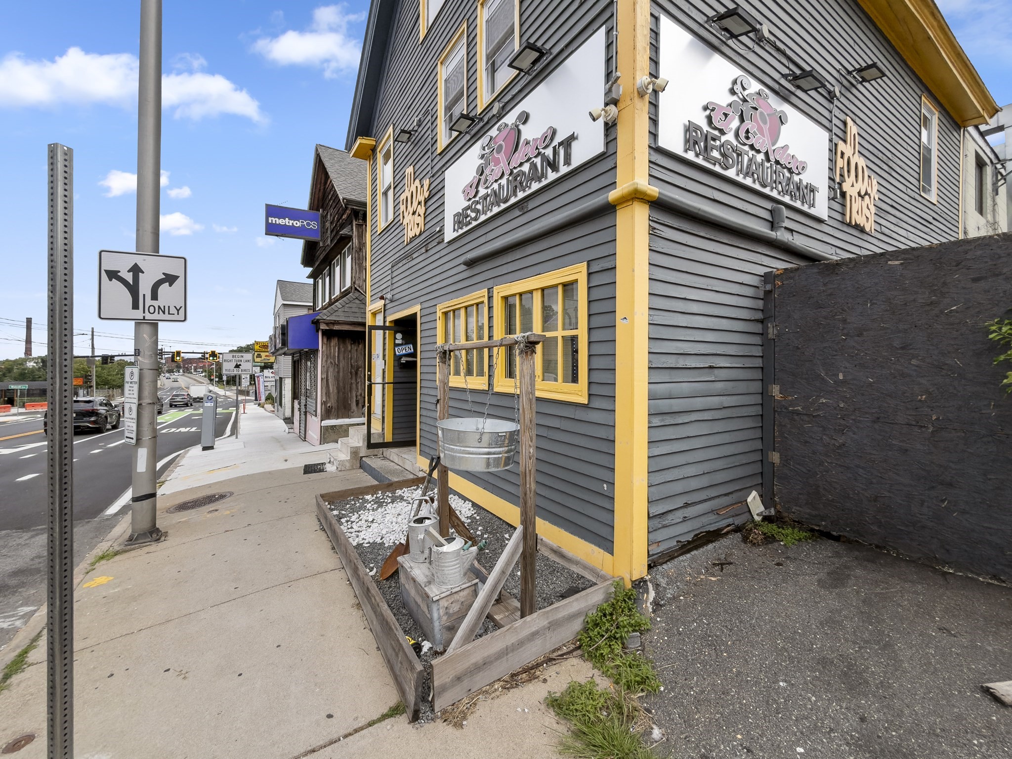 32 S Broadway, Lawrence, MA 01844 - Image 17