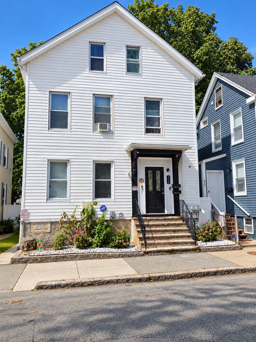 343 Purchase St, New Bedford, MA 02740