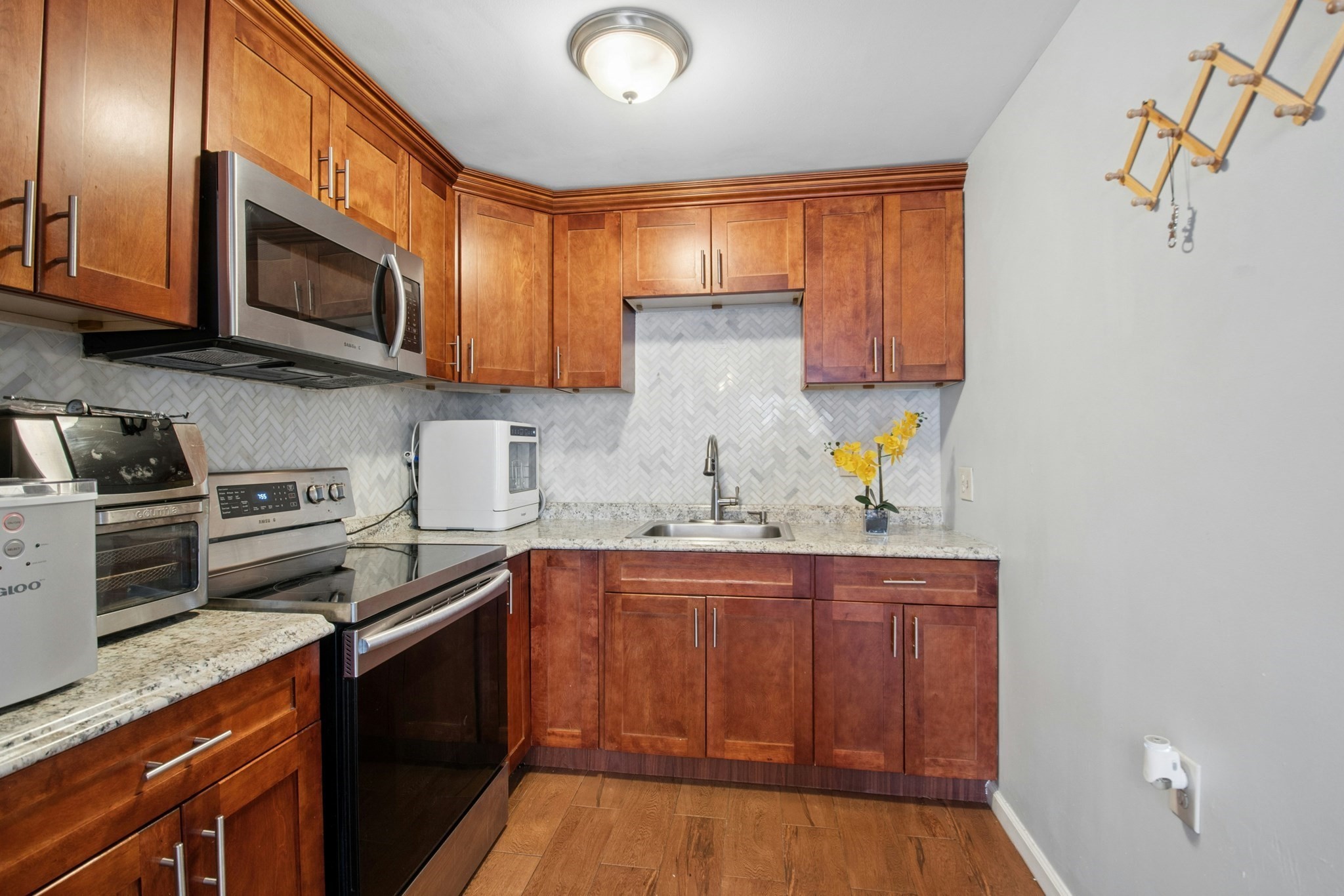 20 Knox Unit 21, Lawrence, MA 01841 - Image 12