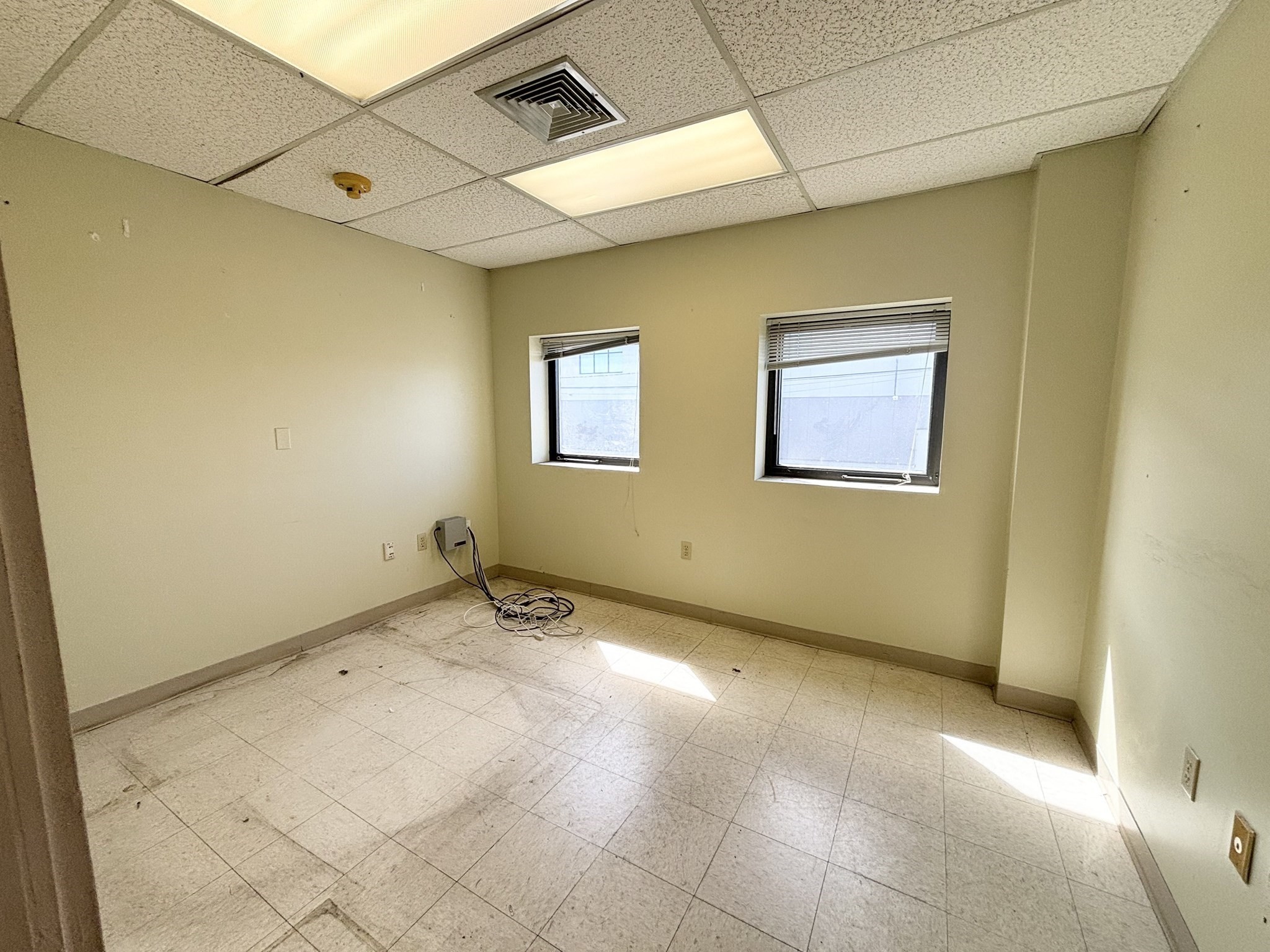 52 Sharon Street Unit 1, Malden, MA 02148 - Image 17