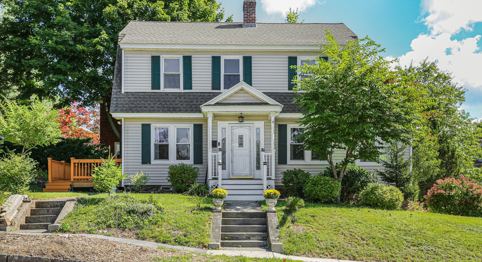 4 Longfellow Road, Worcester, MA 01602
