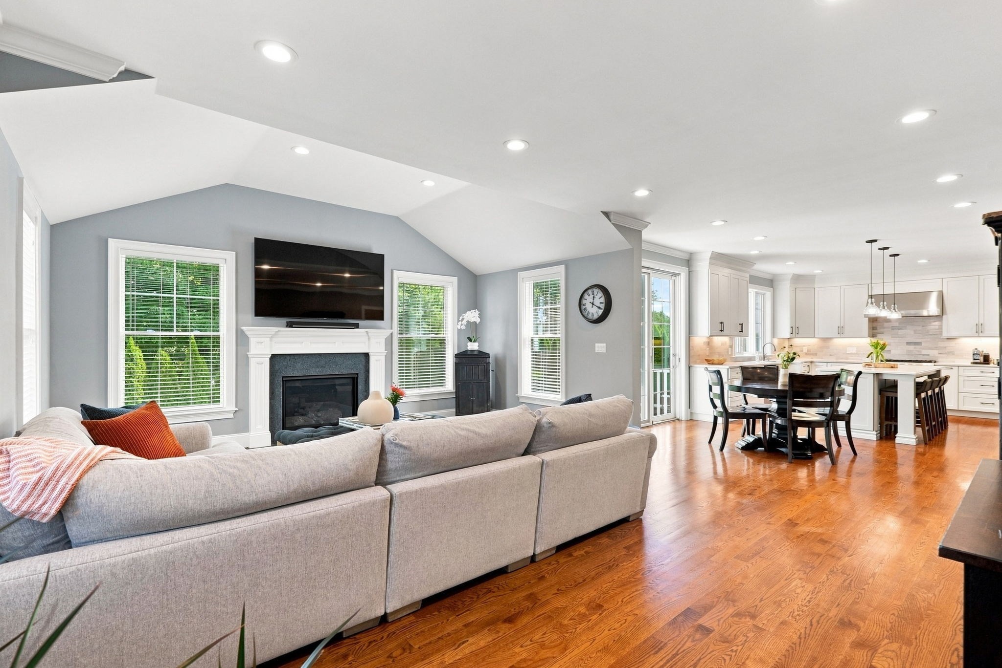 55 Rockwood Ln, Needham, MA 02492 - Image 14