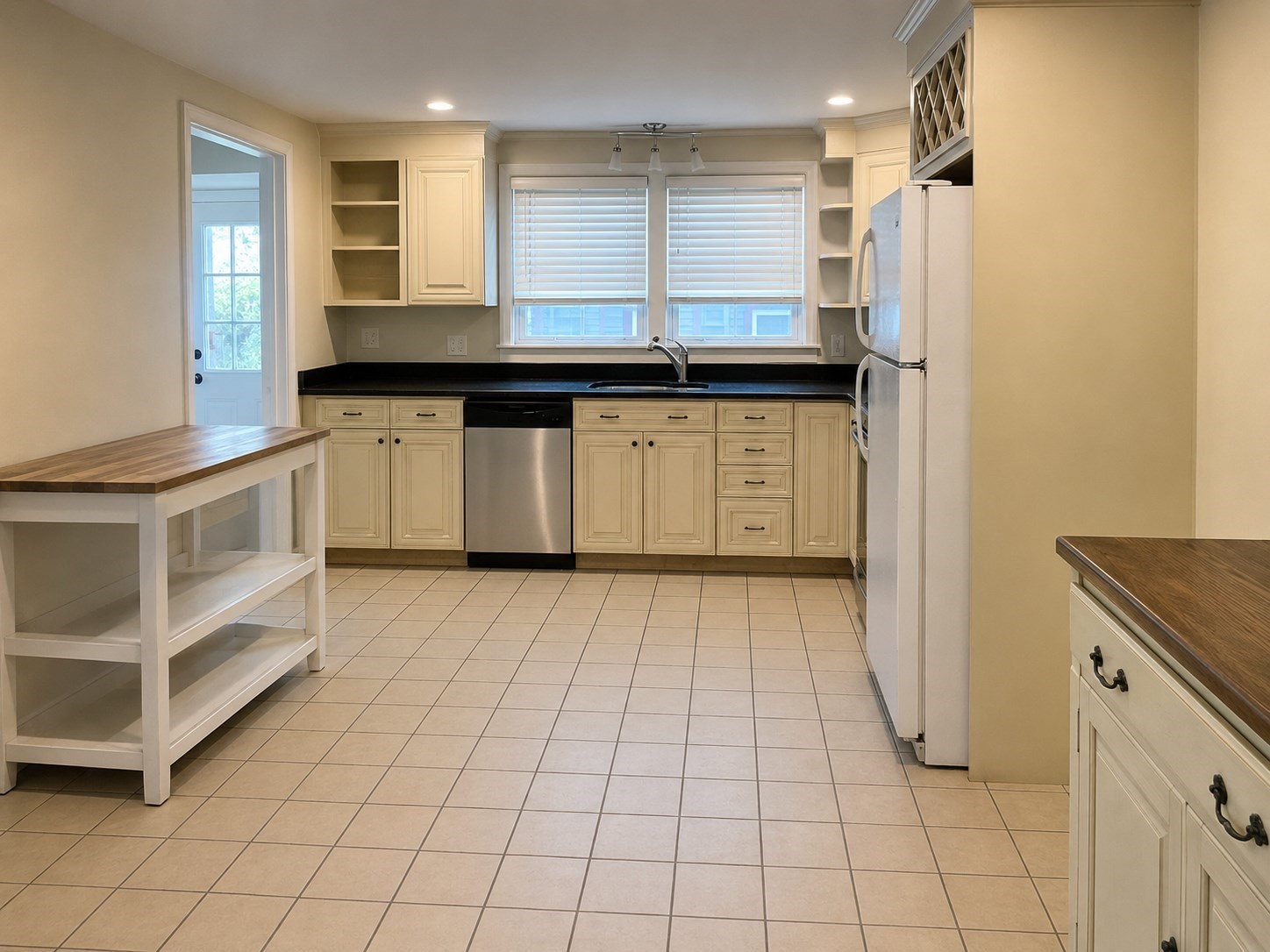 76 Central St, Georgetown, MA 01833 - Image 3