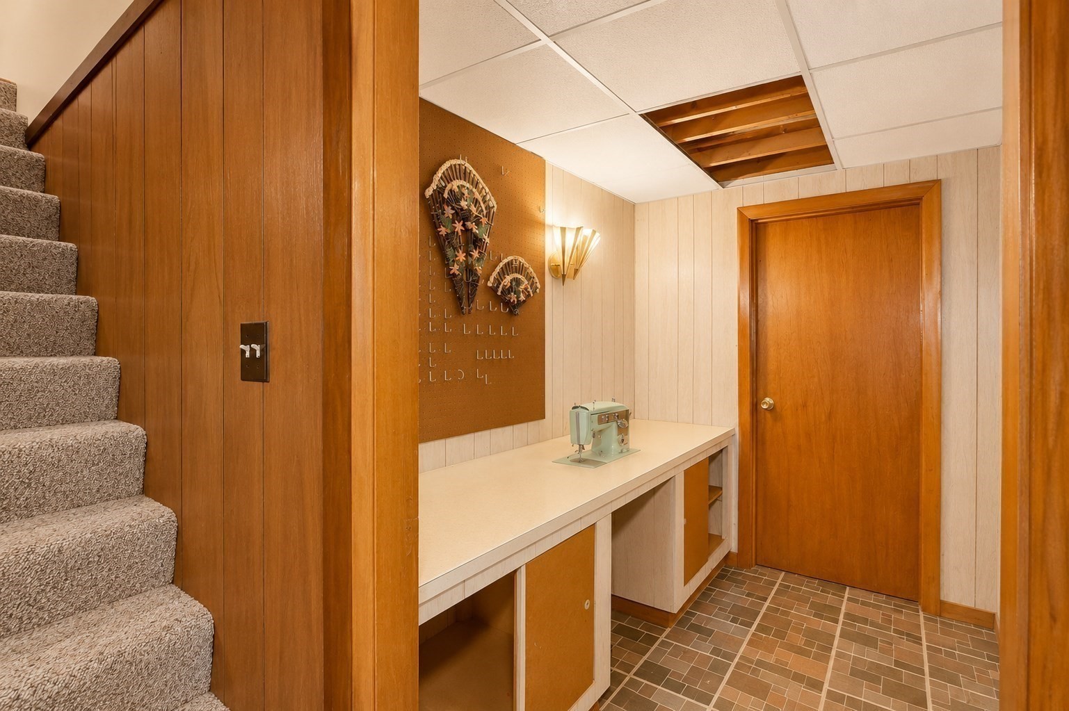 113 Halley Rd, Lowell, MA 01854 - Image 14