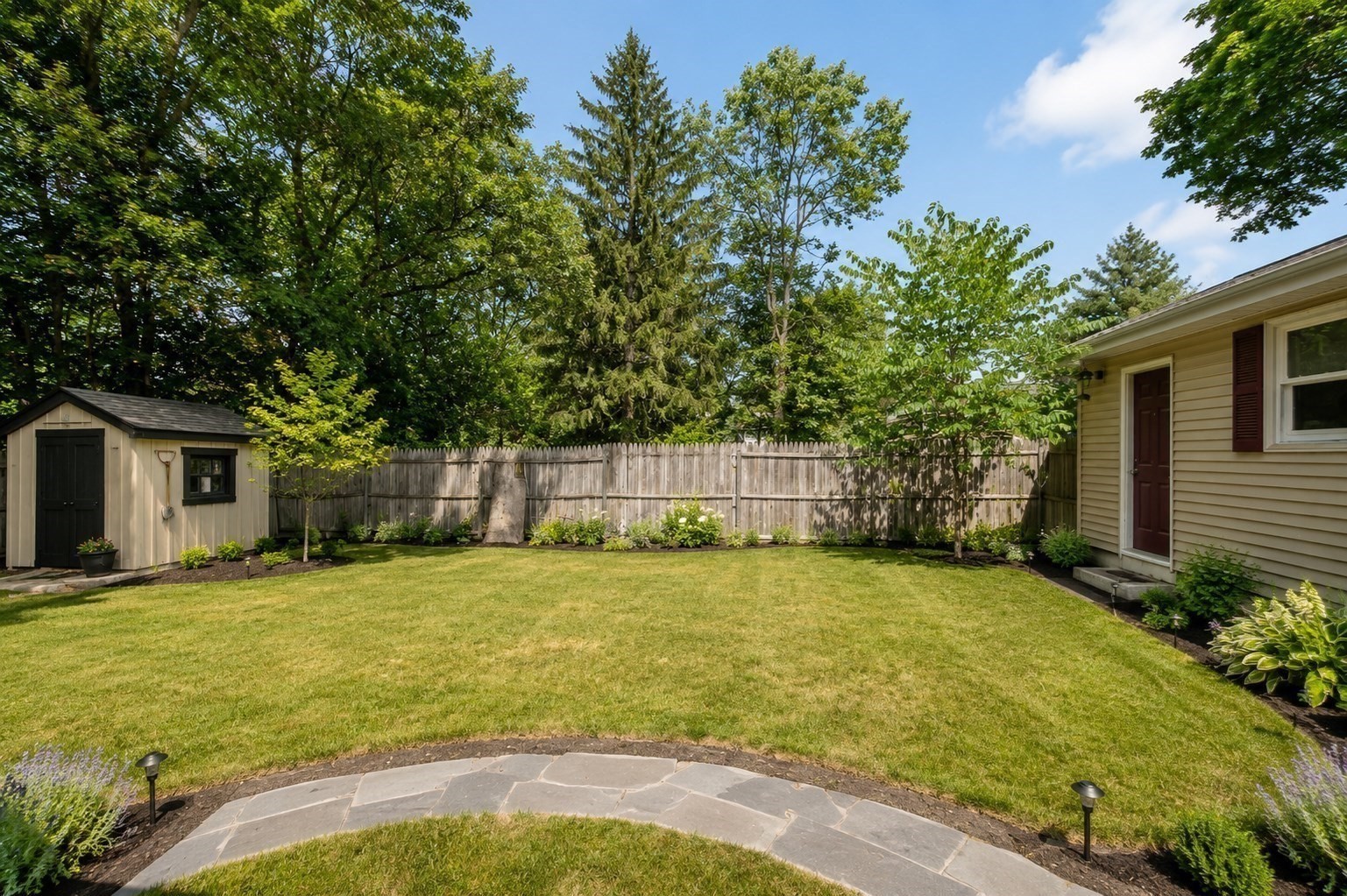 113 Halley Rd, Lowell, MA 01854 - Image 34