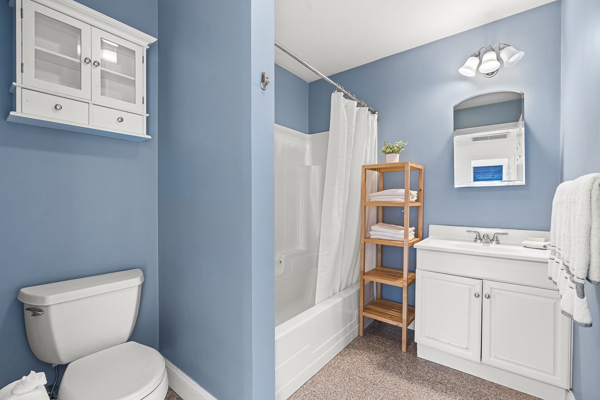 37 Pond St Unit 1, Waltham, MA 02451 - Image 16
