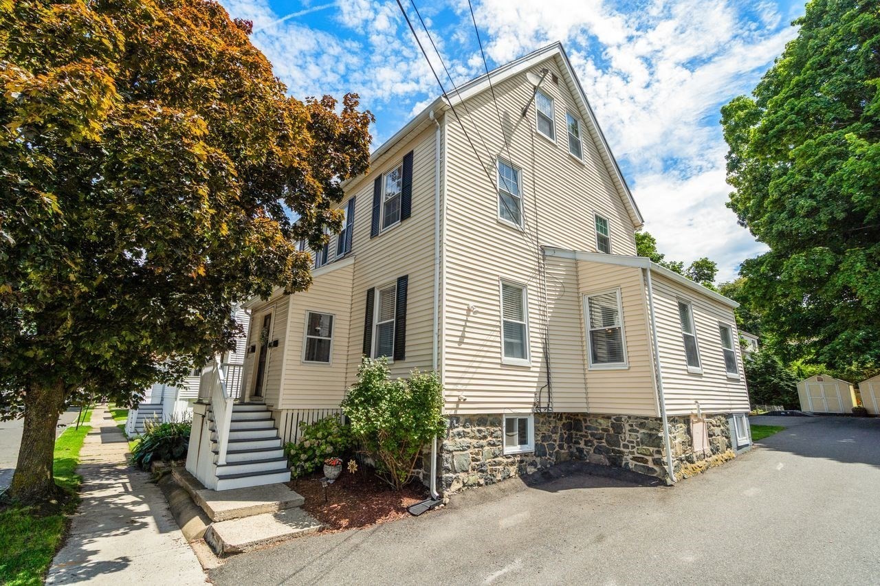 9 Tappan St Unit 9, Melrose, MA 02176