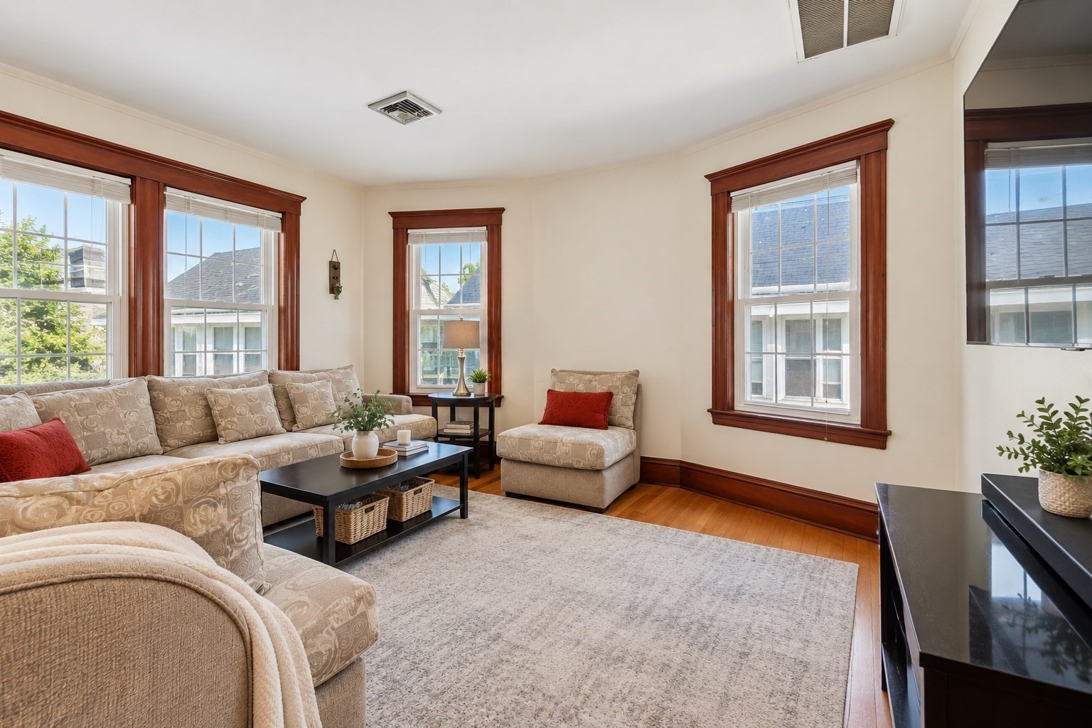 101 Greaton Rd, West Roxbury, Boston, MA 02132 - Image 13