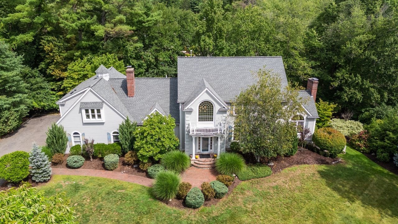 74 Cudworth Lane, Sudbury, MA 01776