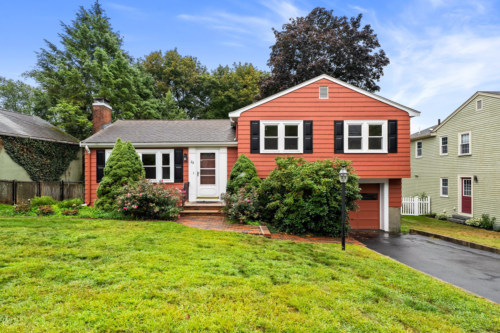 28 Prospect Ave, Arlington, MA 02476