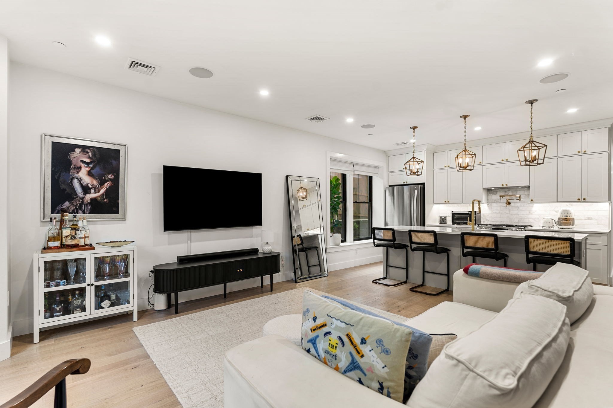 12 Bowdoin Ave Unit 1, Dorchester, Boston, MA 02121