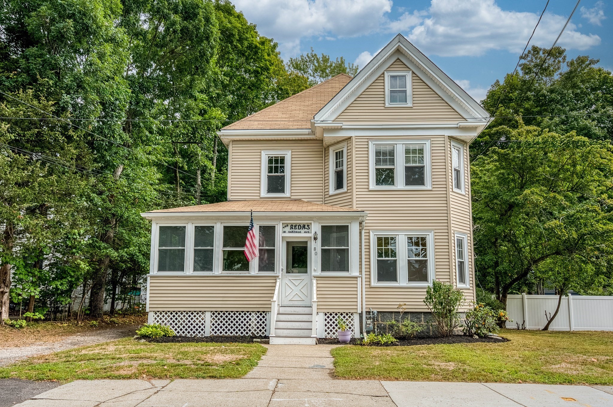 80 Oakdale Avenue, Dedham, MA 02026