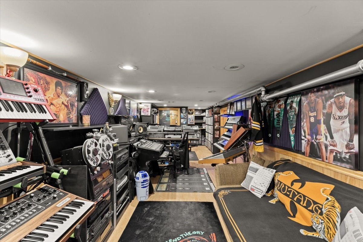 15 Whitten St, Dorchester, Boston, MA 02122 - Image 34