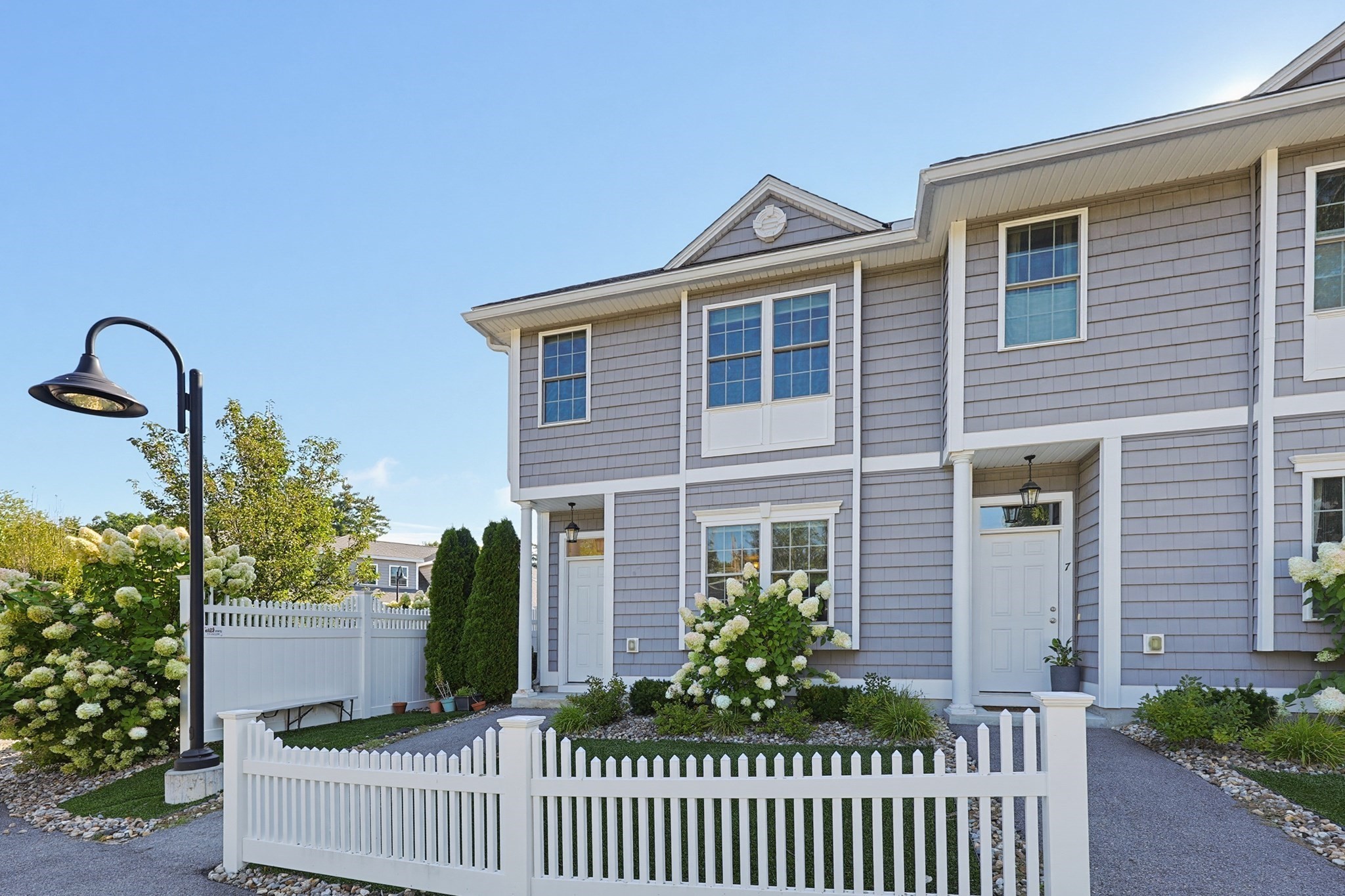 5 Jerome Rd Unit 5, Tewksbury, MA 01876