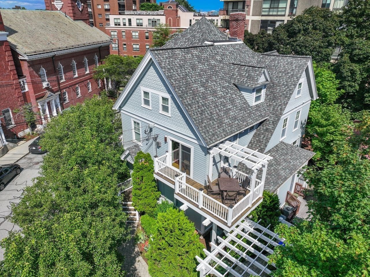 51 Sewall Ave Unit 2, Brookline, MA 02446