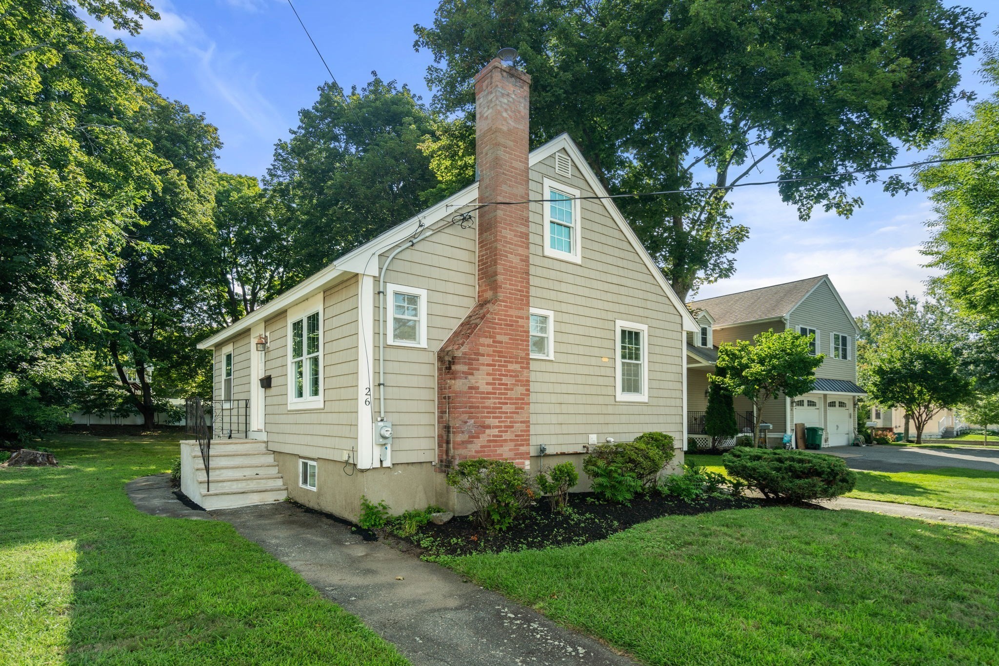 26 Elliott St, Reading, MA 01867