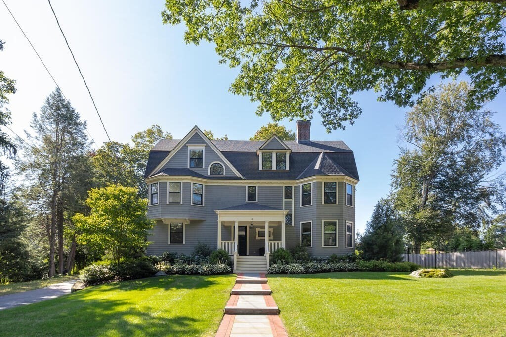 4 Eliot Rd, Lexington, MA 02421