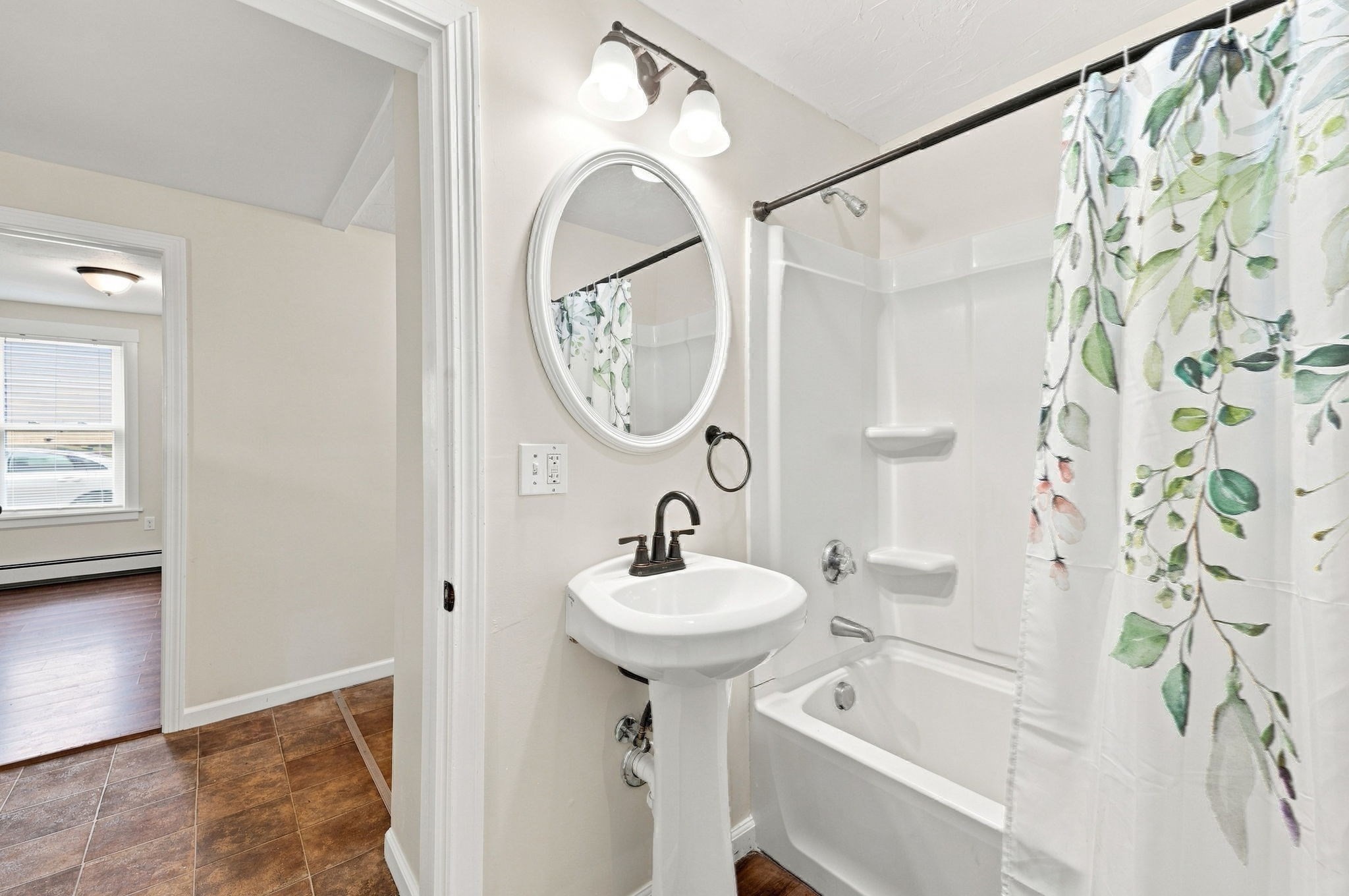 27 Regan St, Gardner, MA 01440 - Image 12