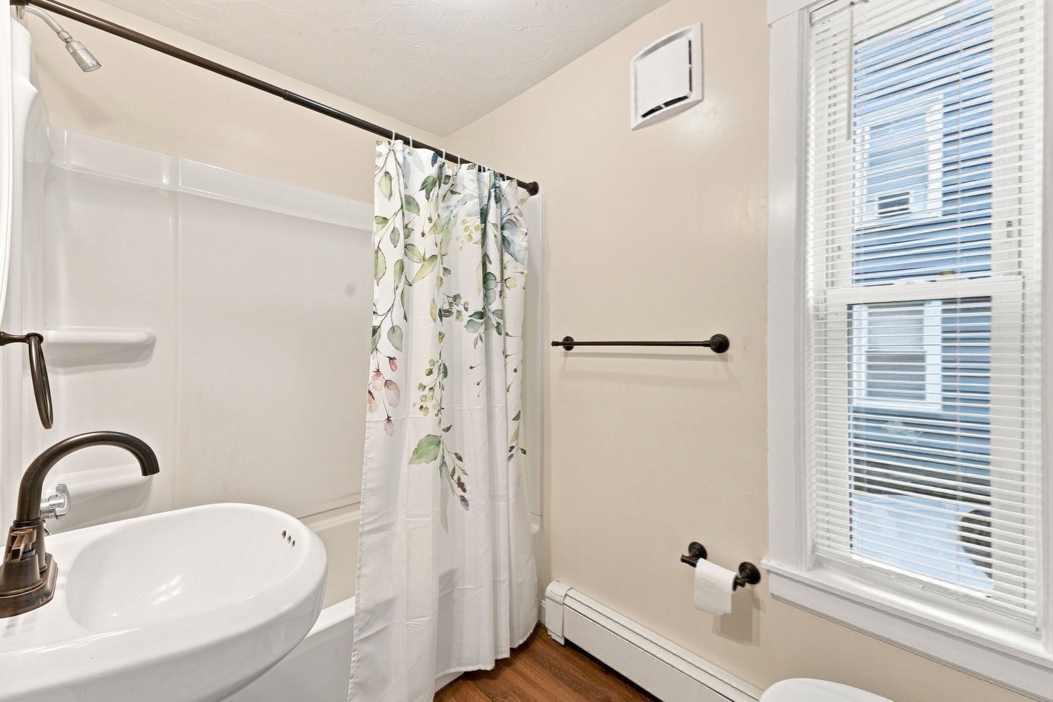 27 Regan St, Gardner, MA 01440 - Image 13
