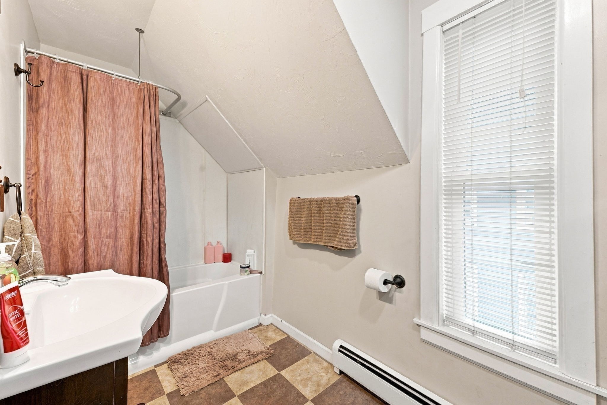 27 Regan St, Gardner, MA 01440 - Image 28