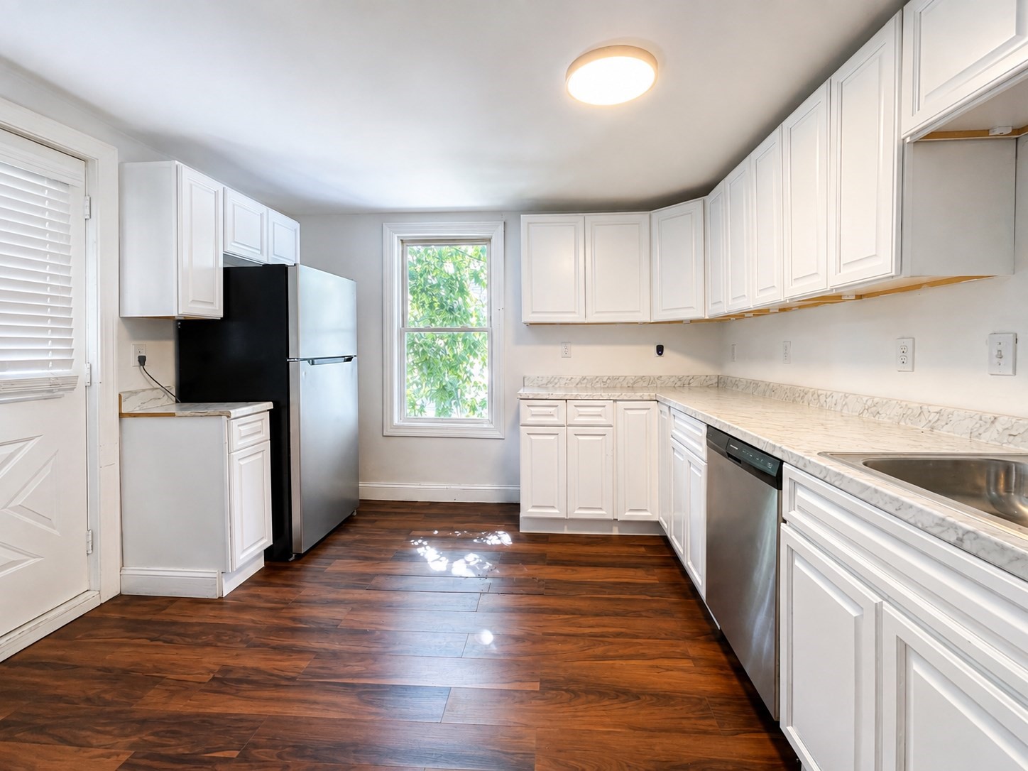 39 Park Street, Woburn, MA 01801 - Image 2