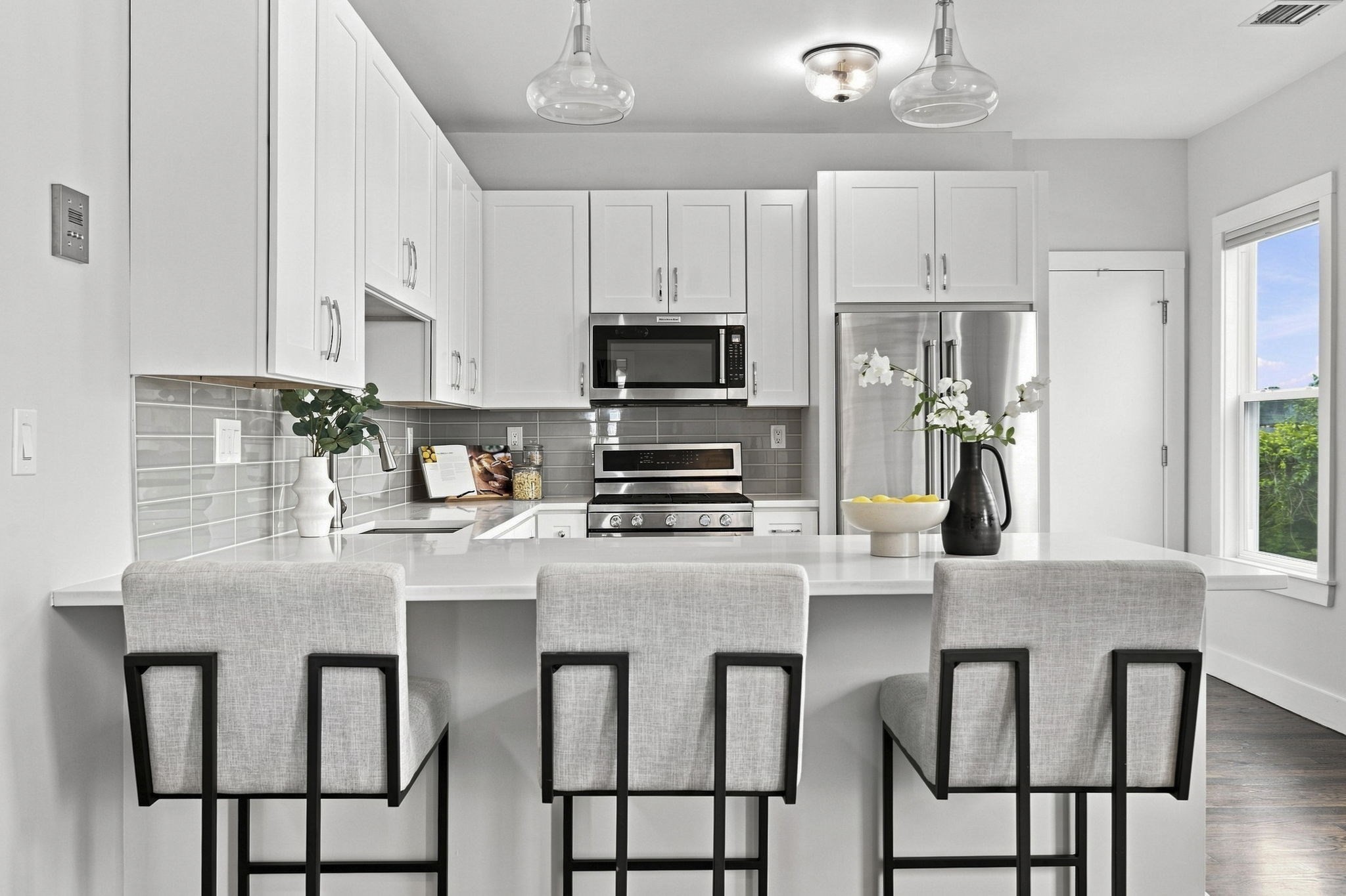 9 Upham Ave Unit 2, Dorchester, Boston, MA 02125 - Image 2