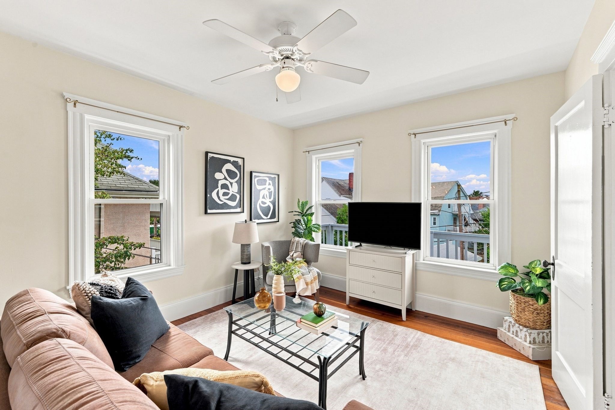 11 Lloyd Rd Unit 11, Watertown, MA 02472 - Image 3