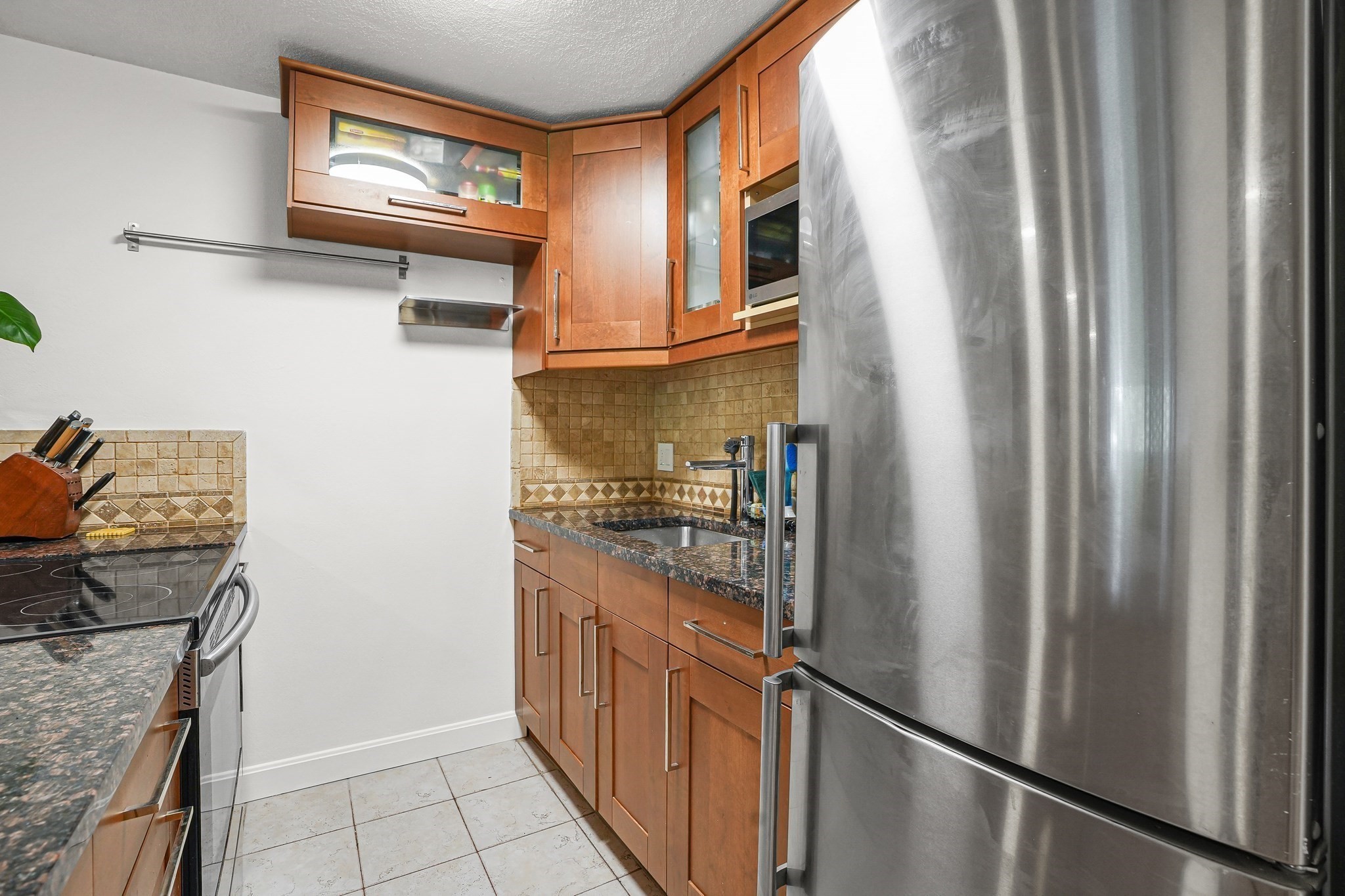 32 Whites Ave. Unit D13, Watertown, MA 02472 - Image 3