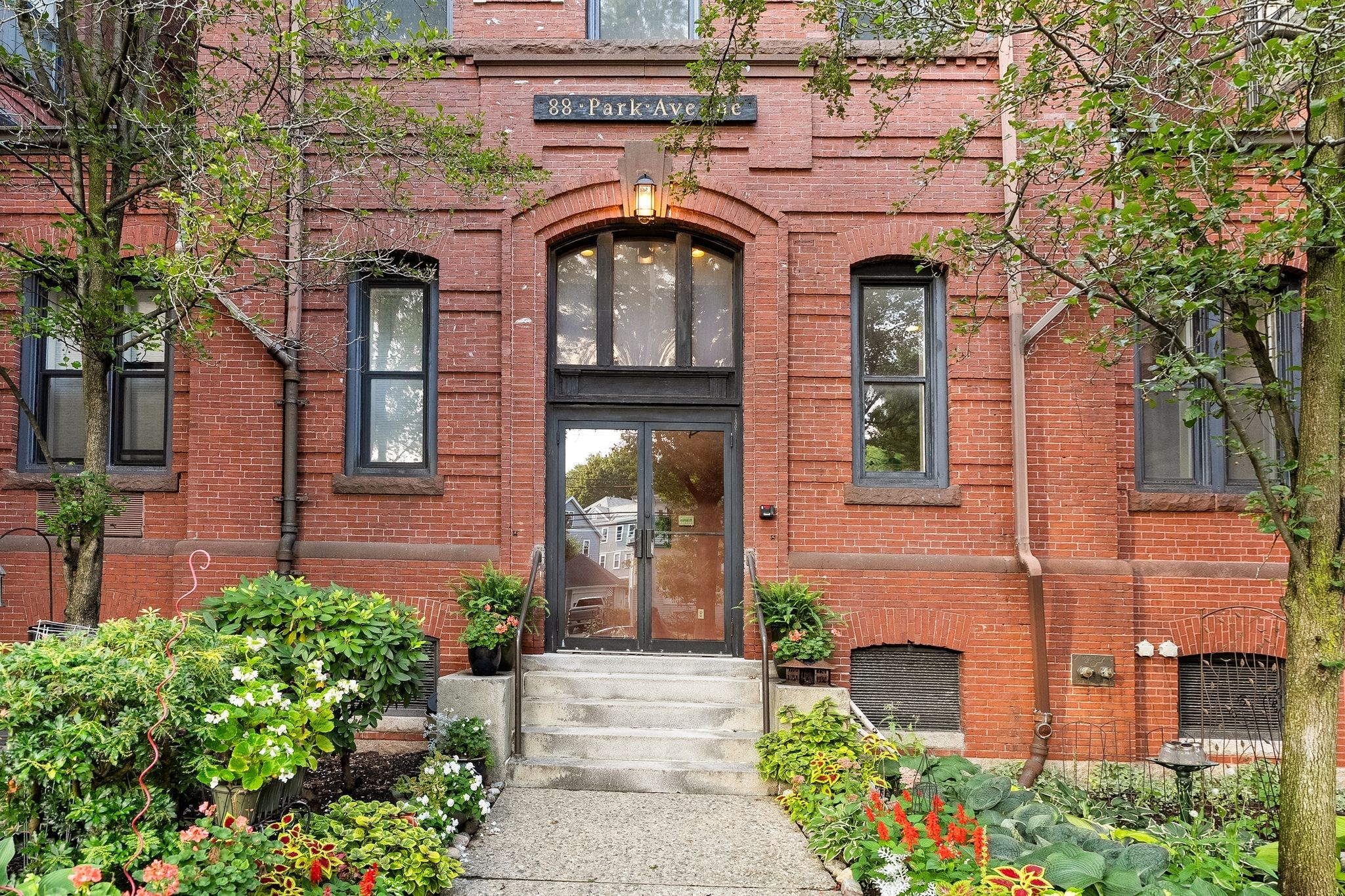 88 Park Ave Unit 412, Arlington, MA 02476
