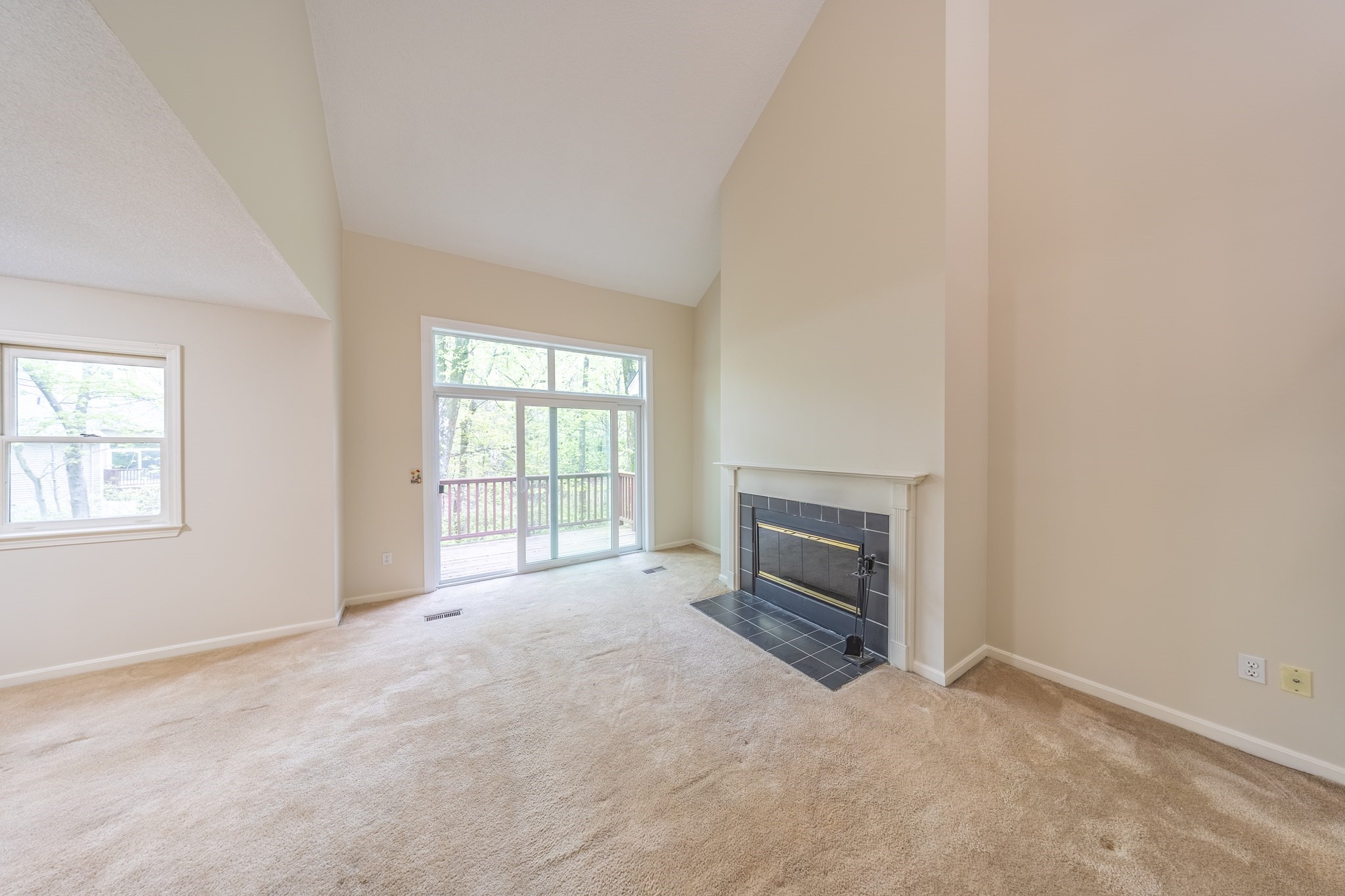 49 Bishops Forest Dr Unit 49, Waltham, MA 02452 - Image 15