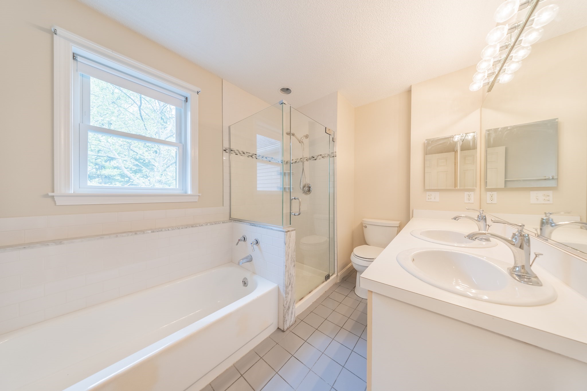 49 Bishops Forest Dr Unit 49, Waltham, MA 02452 - Image 23