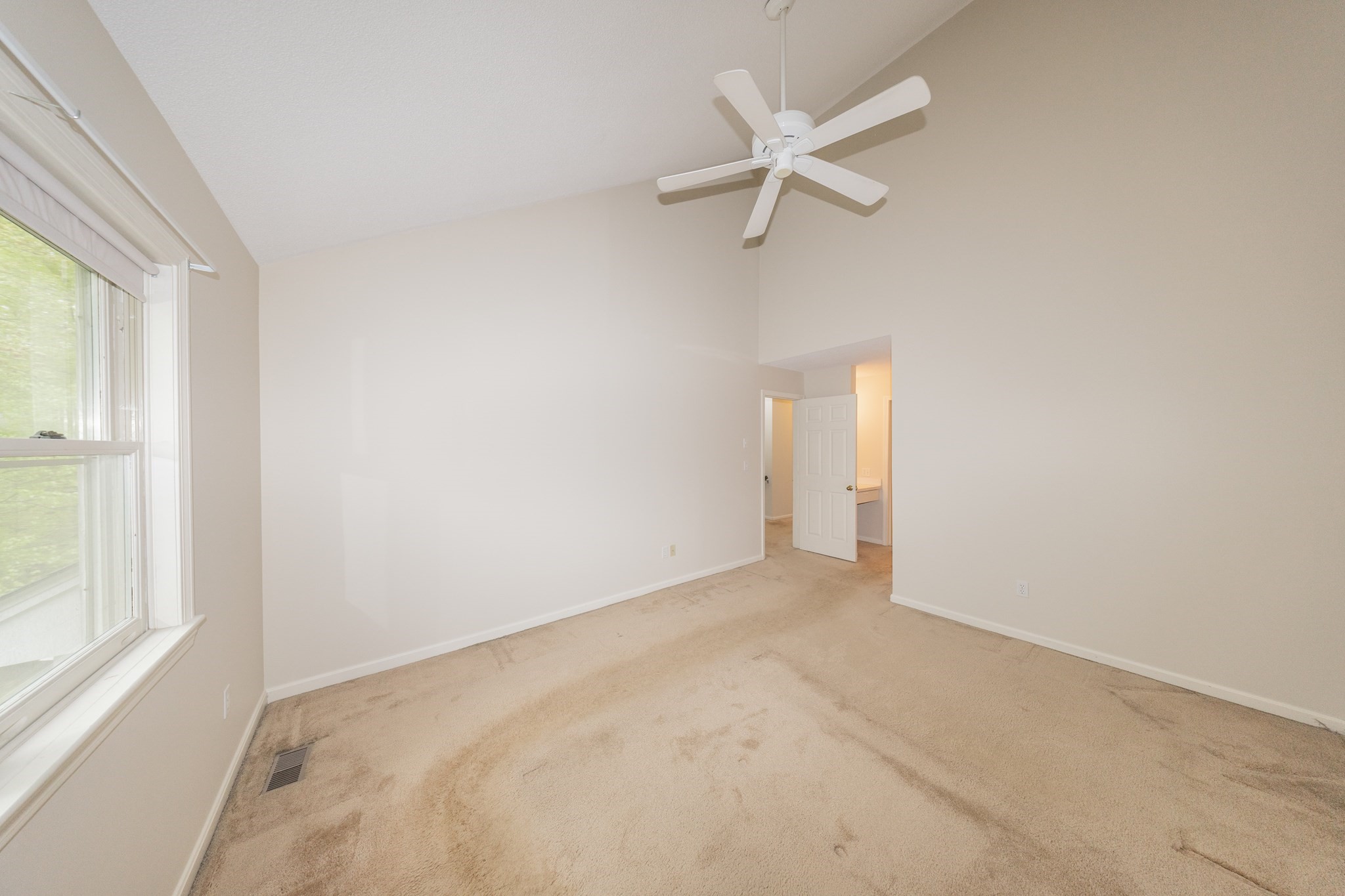 49 Bishops Forest Dr Unit 49, Waltham, MA 02452 - Image 26