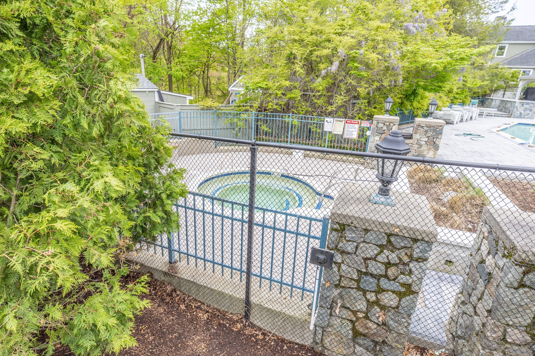49 Bishops Forest Dr Unit 49, Waltham, MA 02452 - Image 39