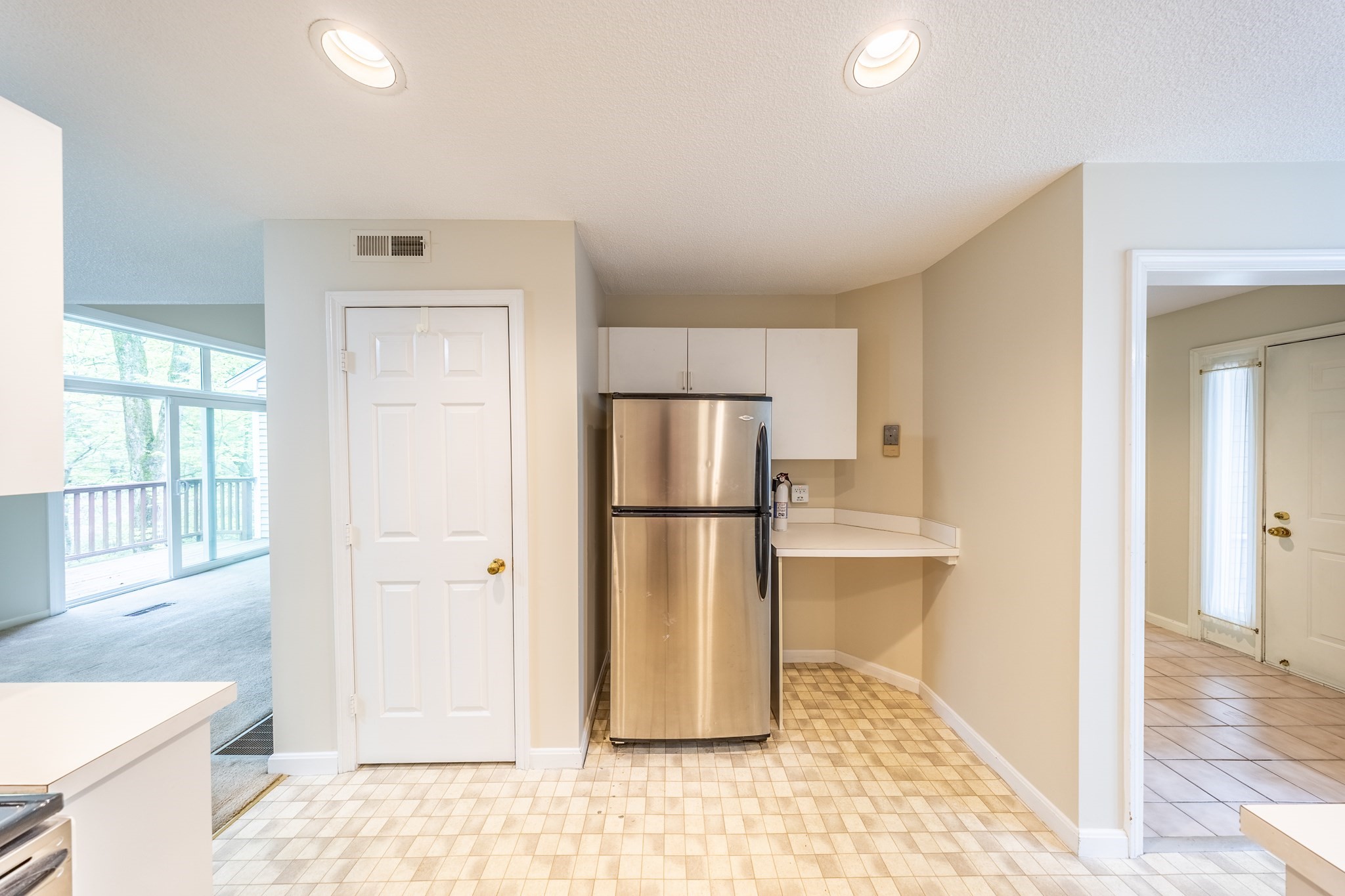 49 Bishops Forest Dr Unit 49, Waltham, MA 02452 - Image 9