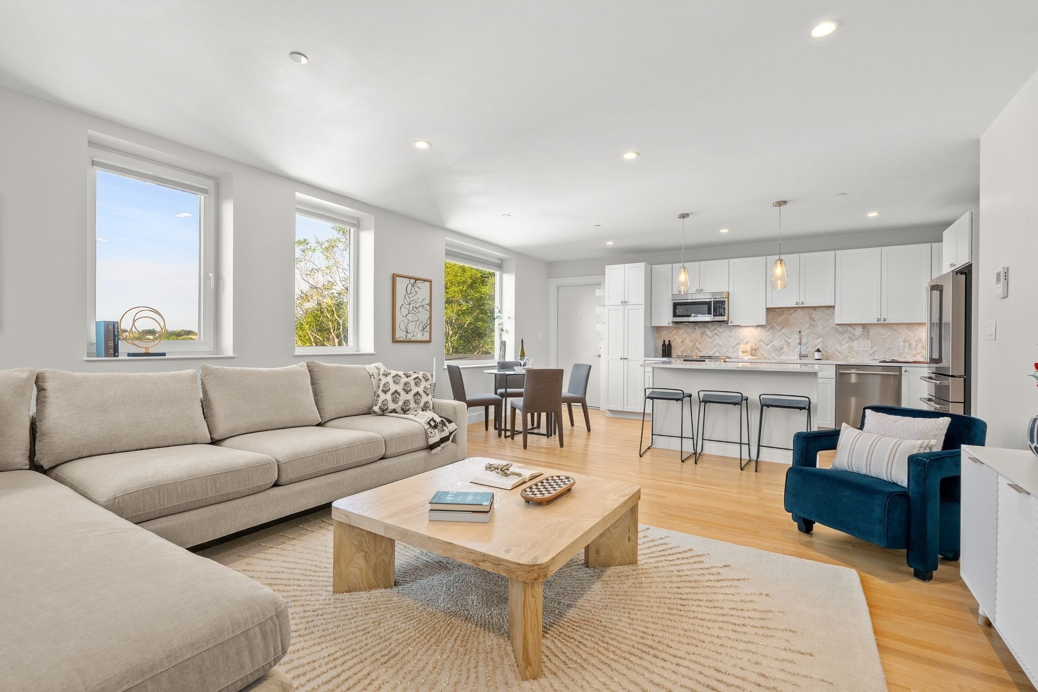 52 Fisher Avenue Unit 302, Mission Hill, Boston, MA 02120