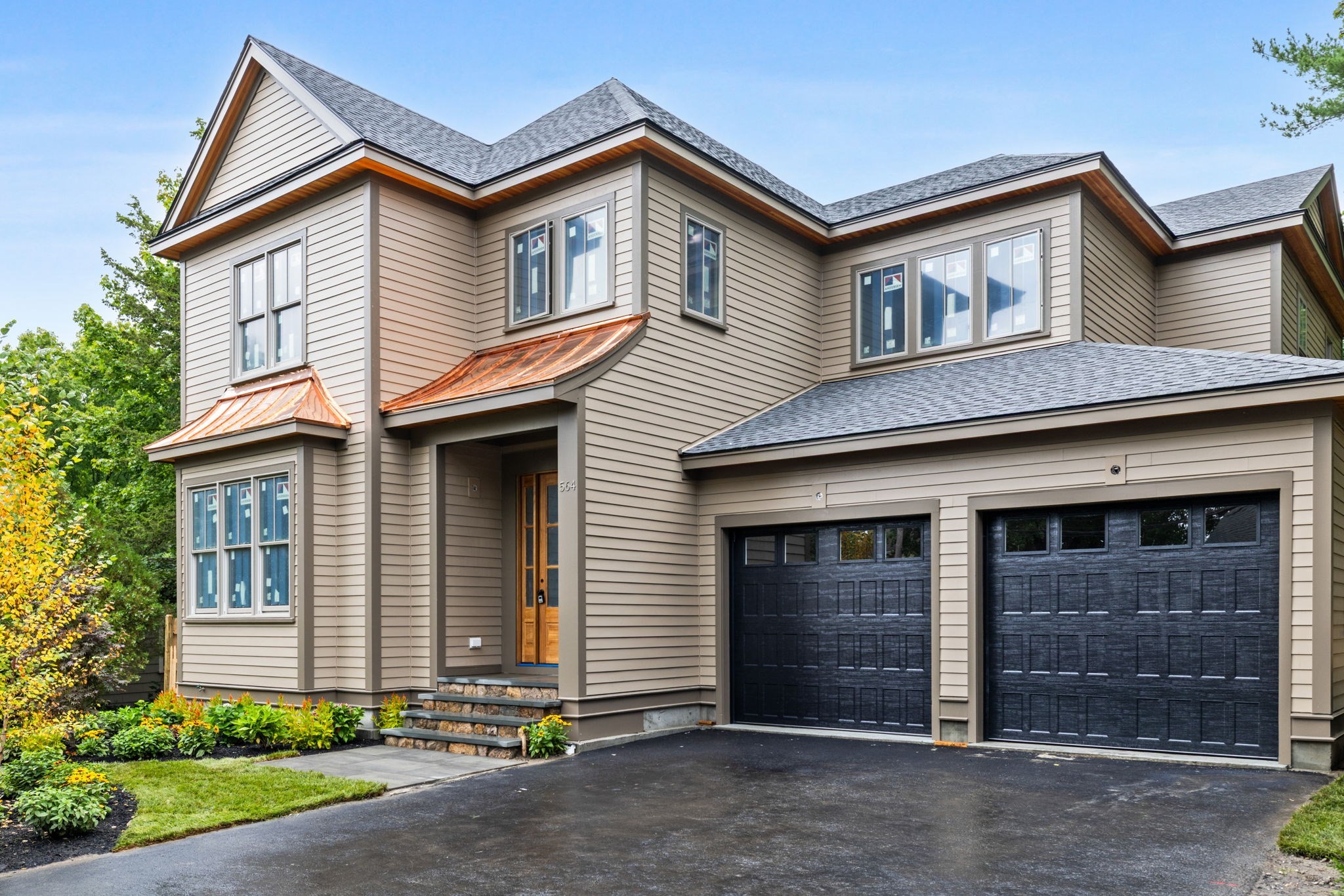 564 Chestnut St, Needham, MA 02492