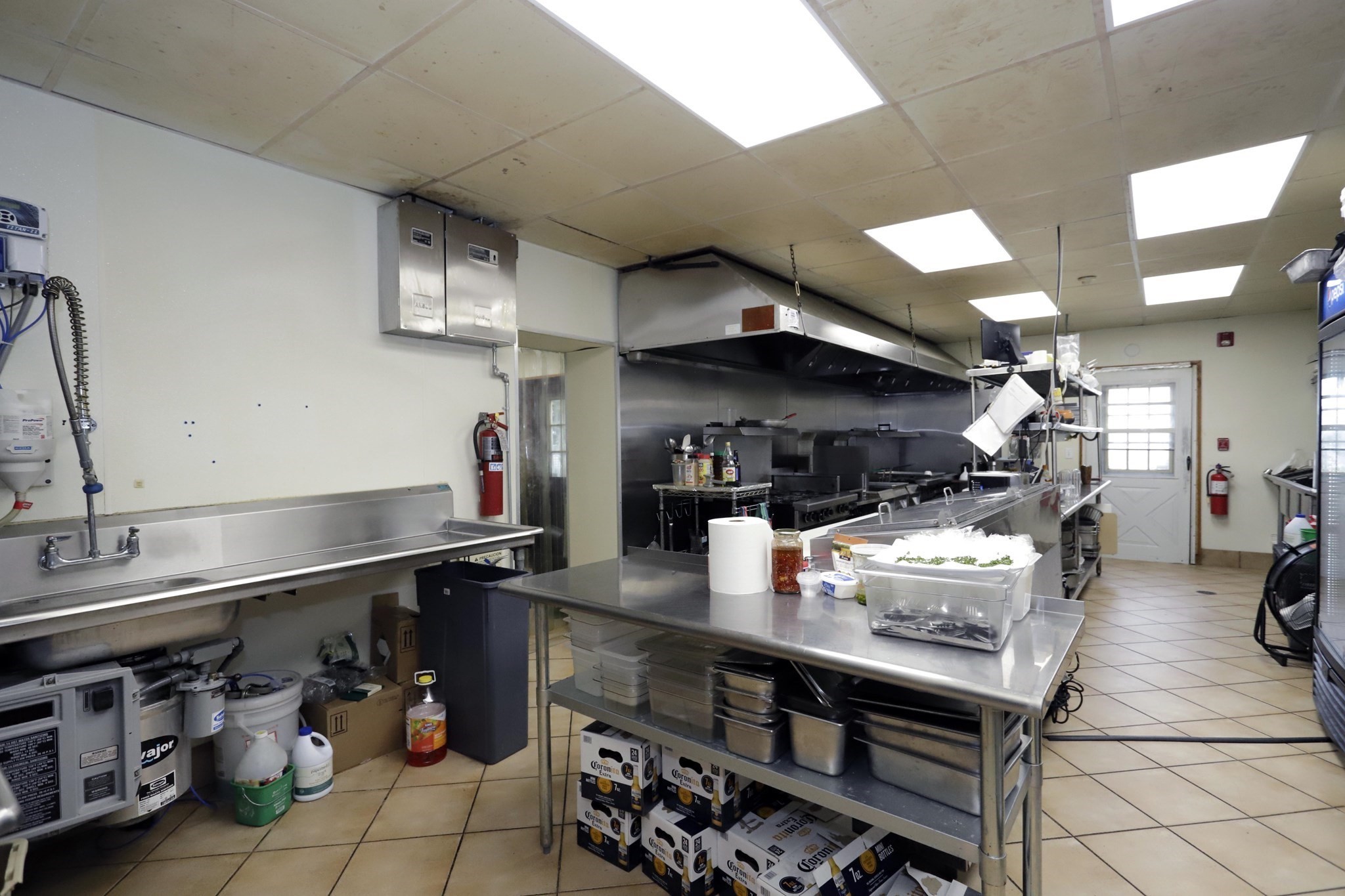 1608 Acushnet Ave, New Bedford, MA 02746 - Image 23