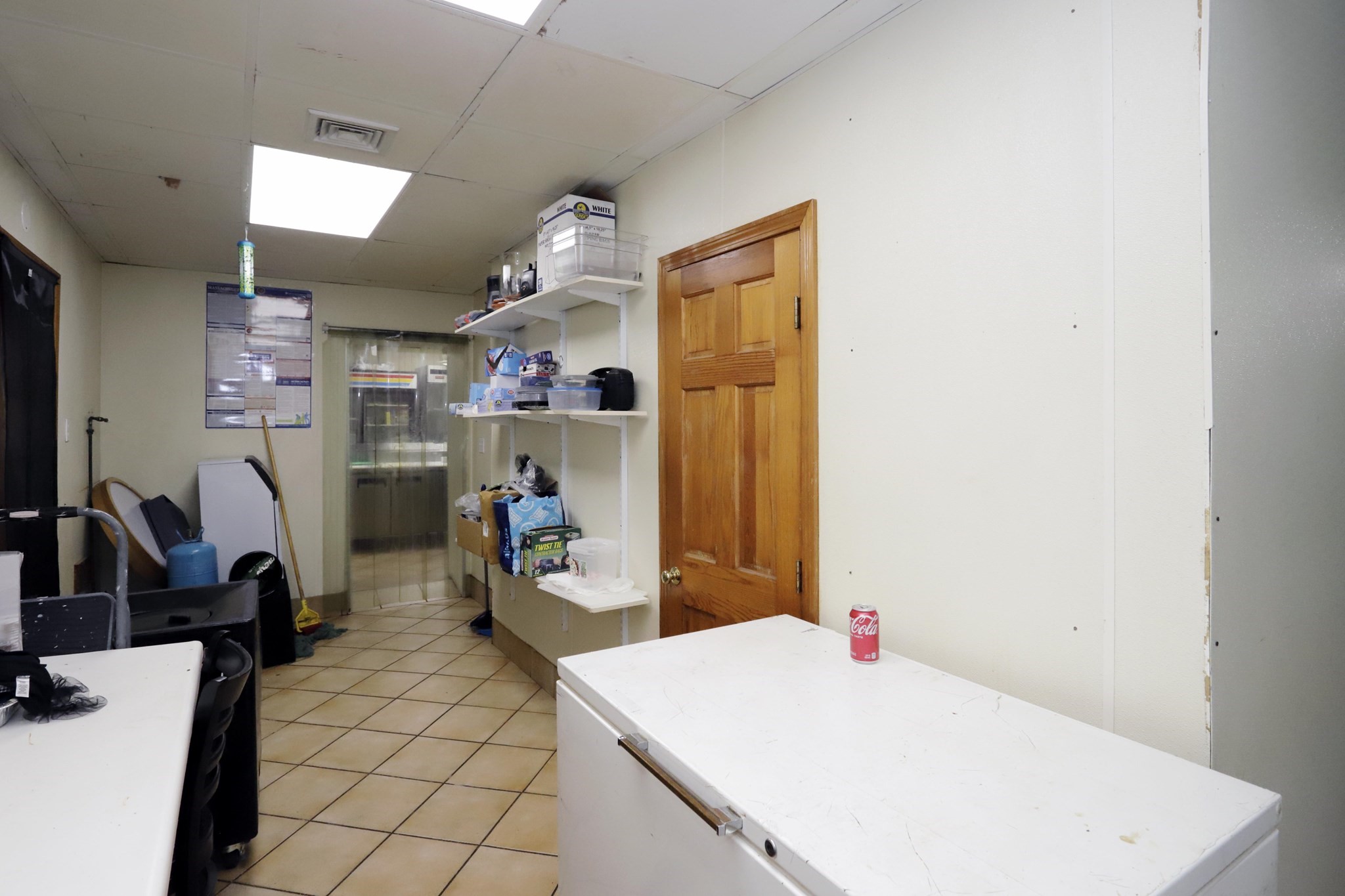1608 Acushnet Ave, New Bedford, MA 02746 - Image 27