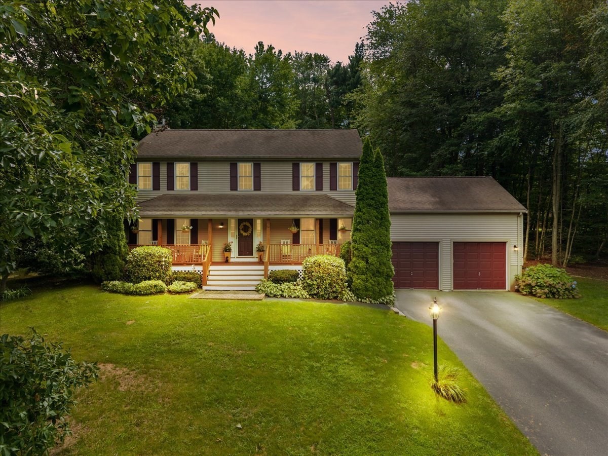 194 Woodlawn Street, Taunton, MA 02718