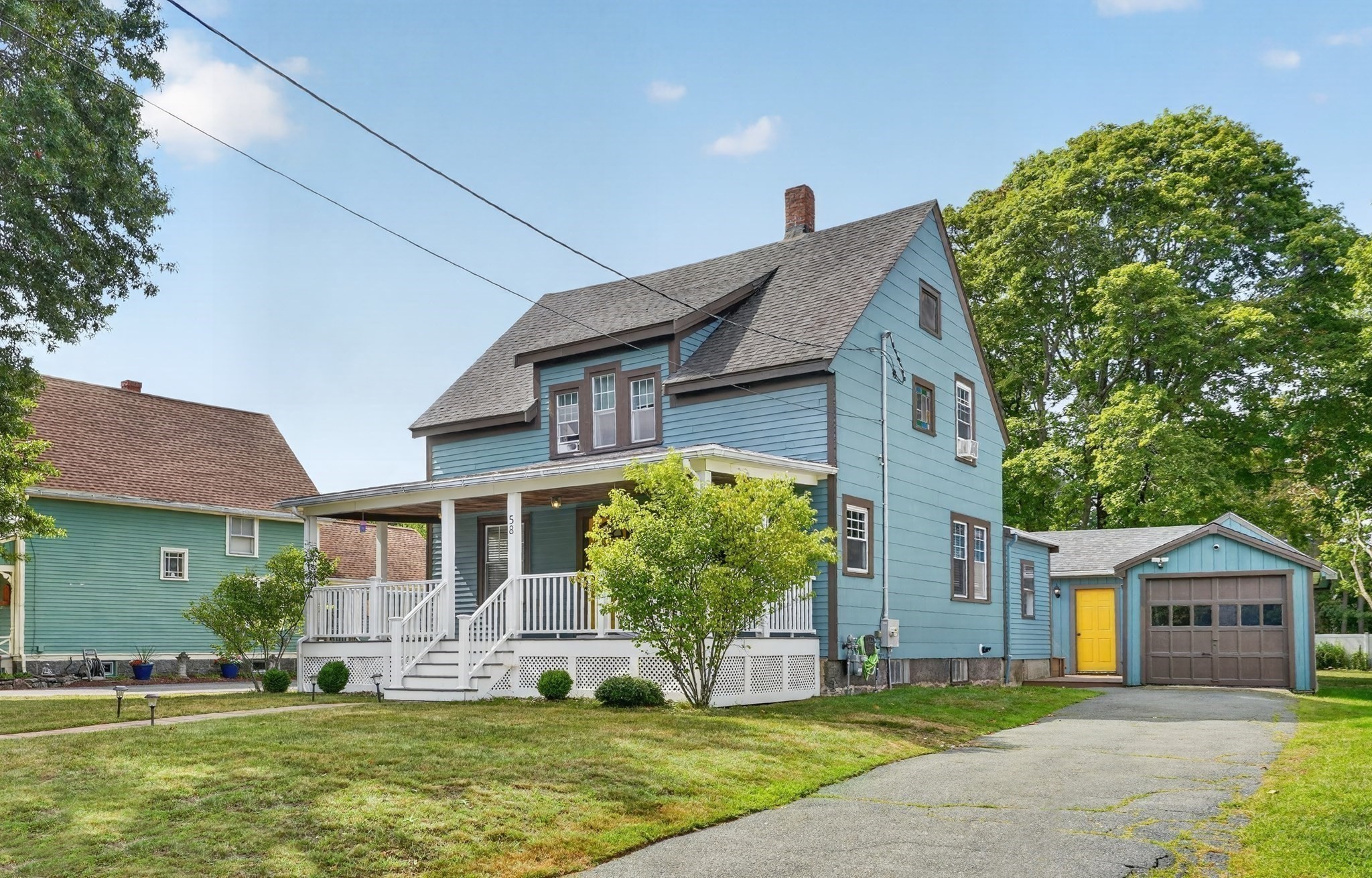 58 Grove St, Lynnfield, MA 01940