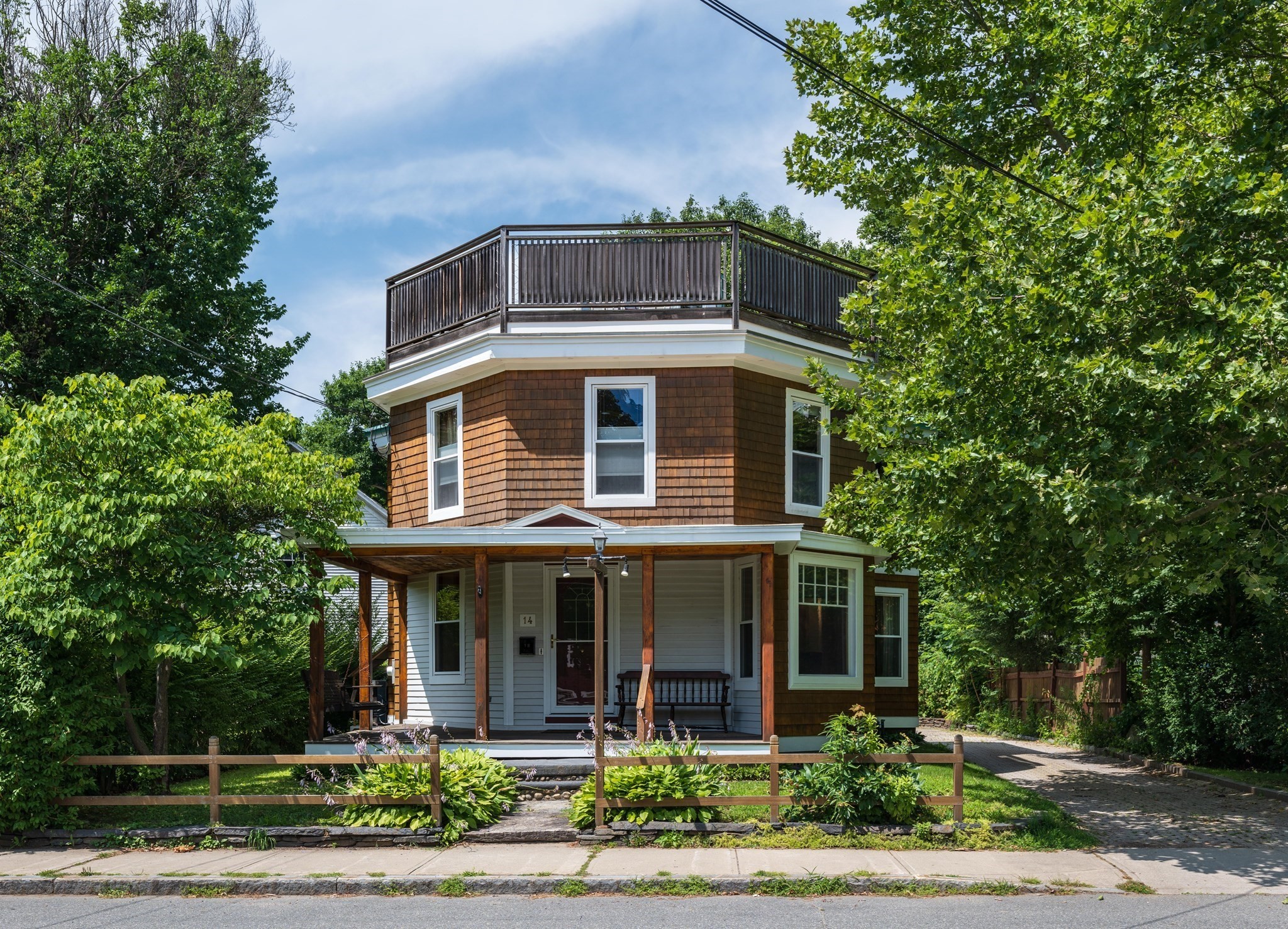 14 Main St, Shelburne, MA 01370 - Image 1