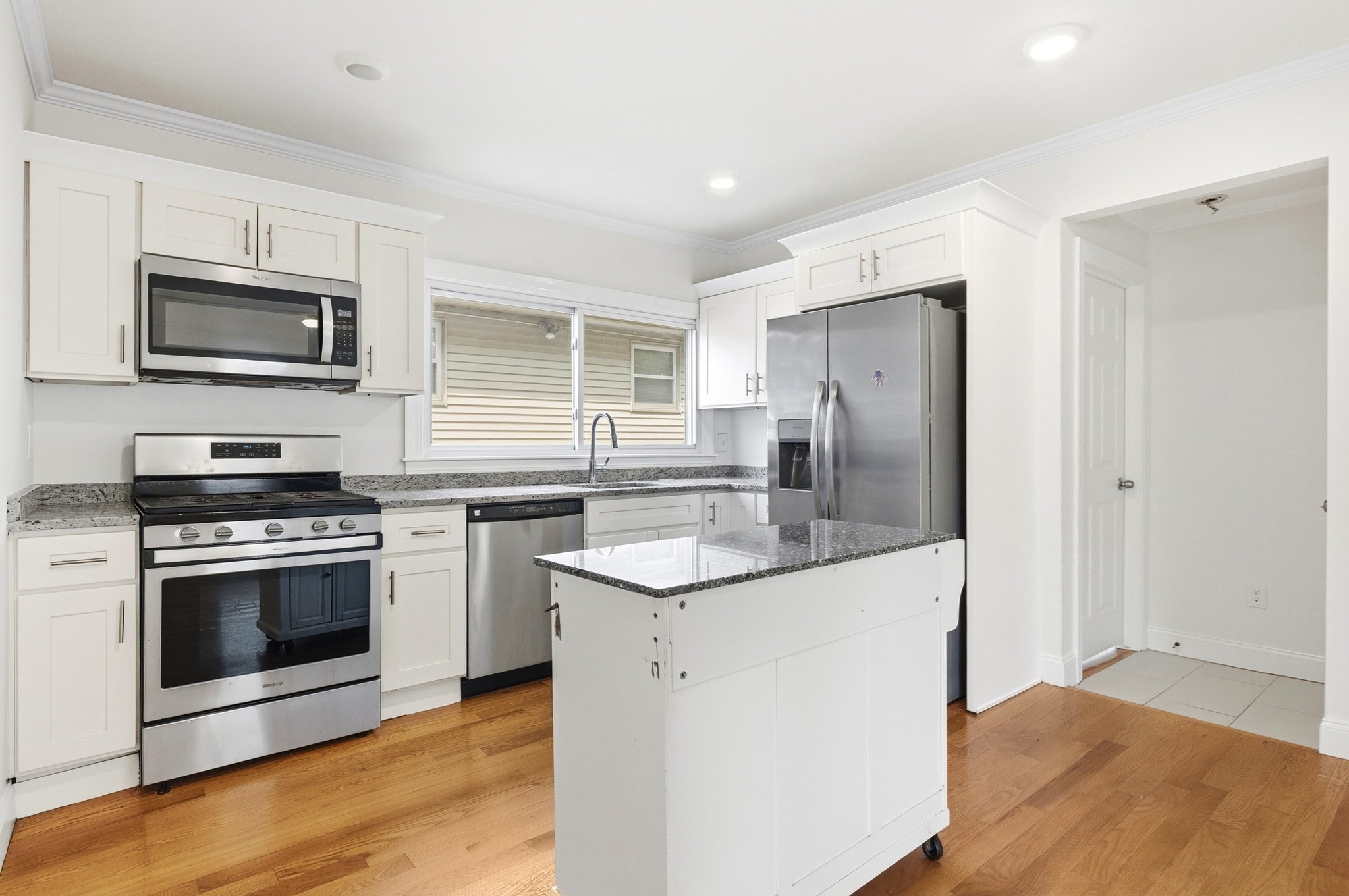 23 Thorndike St, Revere, MA 02151