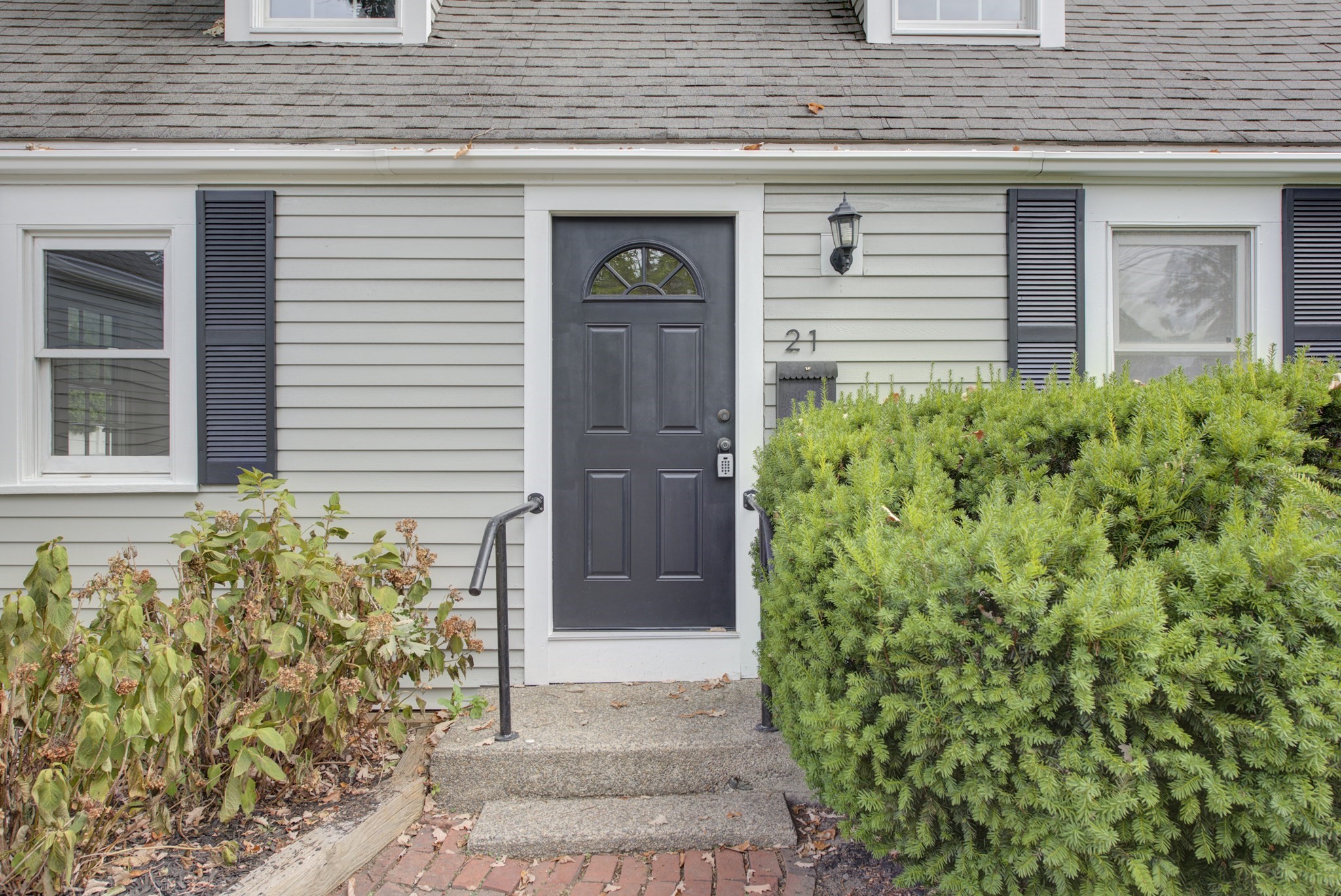 21 Sycamore Lane, Hingham, MA 02043