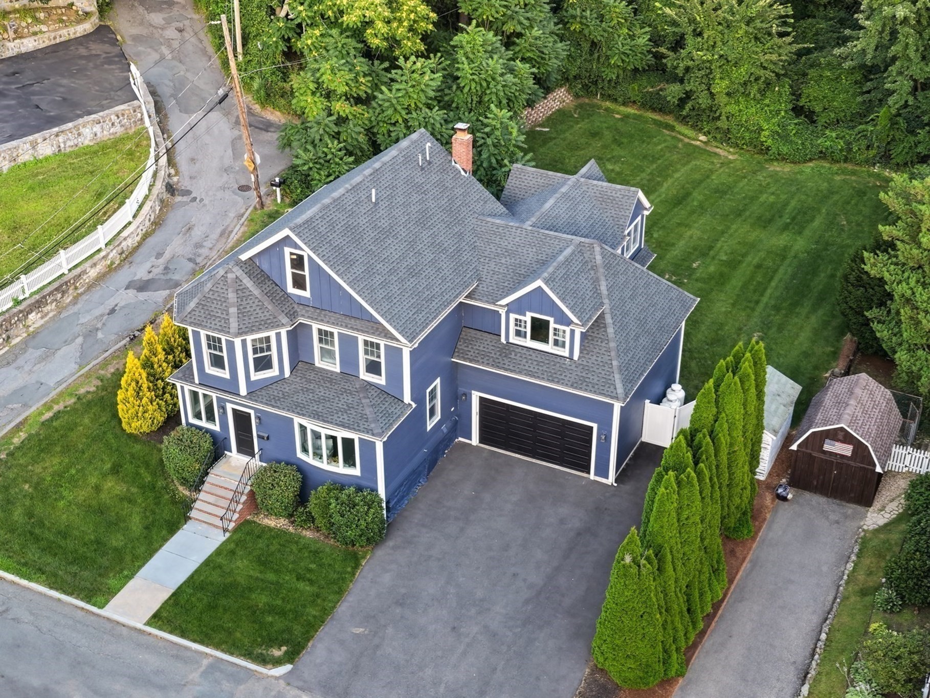 2 Hemenway Ave, Melrose, MA 02176