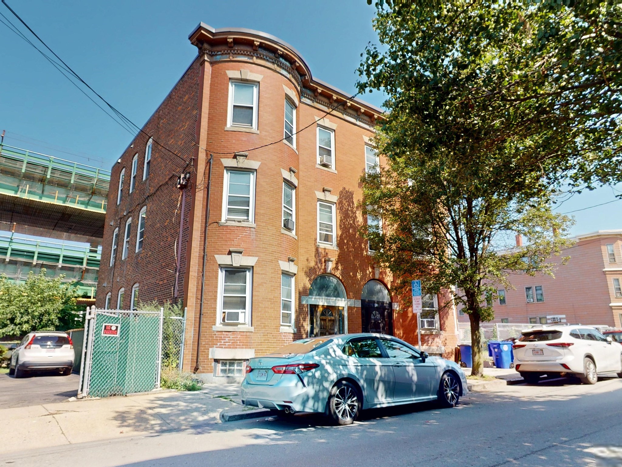122 Chestnut Street Unit 2, Chelsea, MA 02150