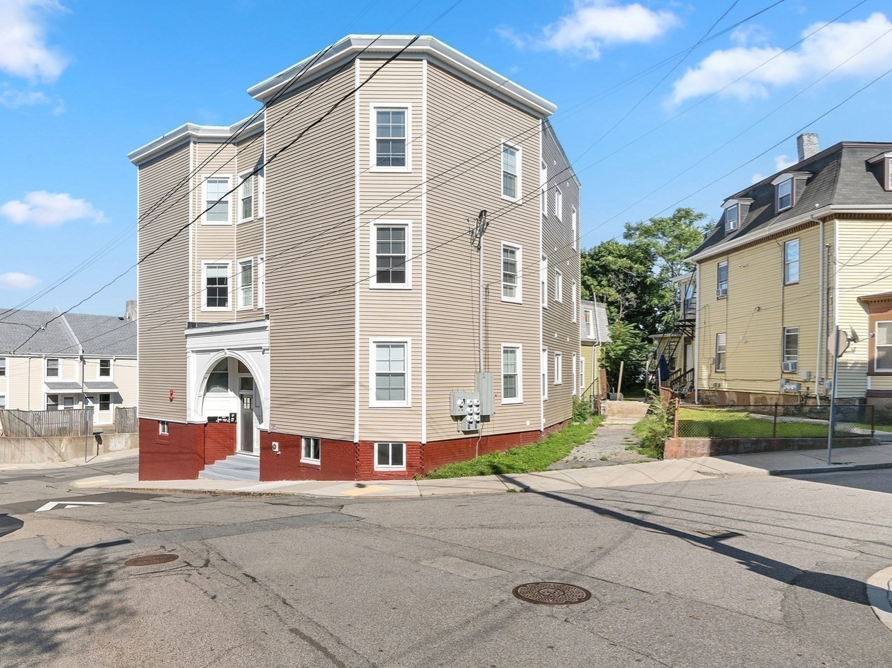 36 Regent St, Roxbury, Boston, MA 02119